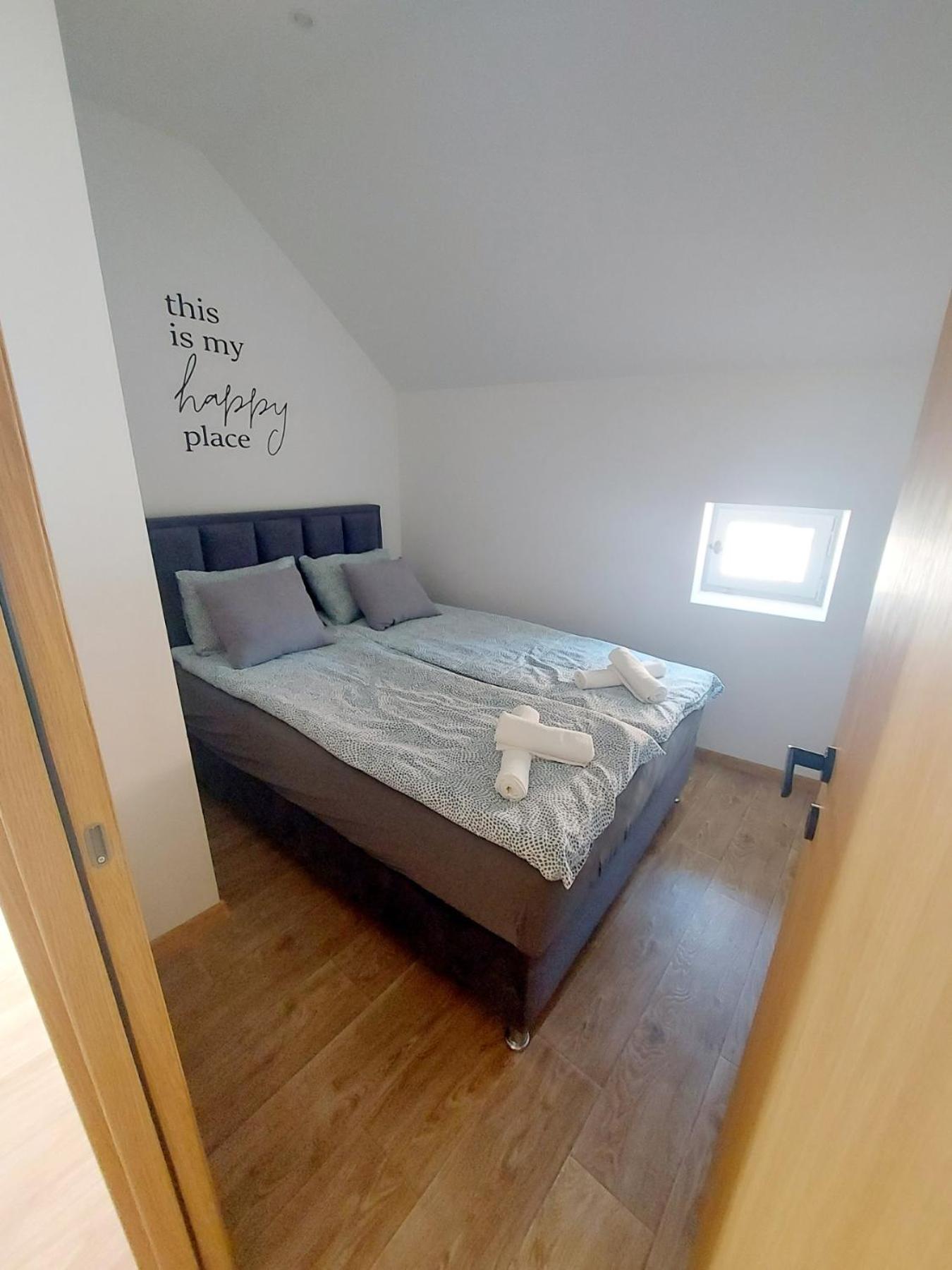 Two-Bedroom Apartment photo 2