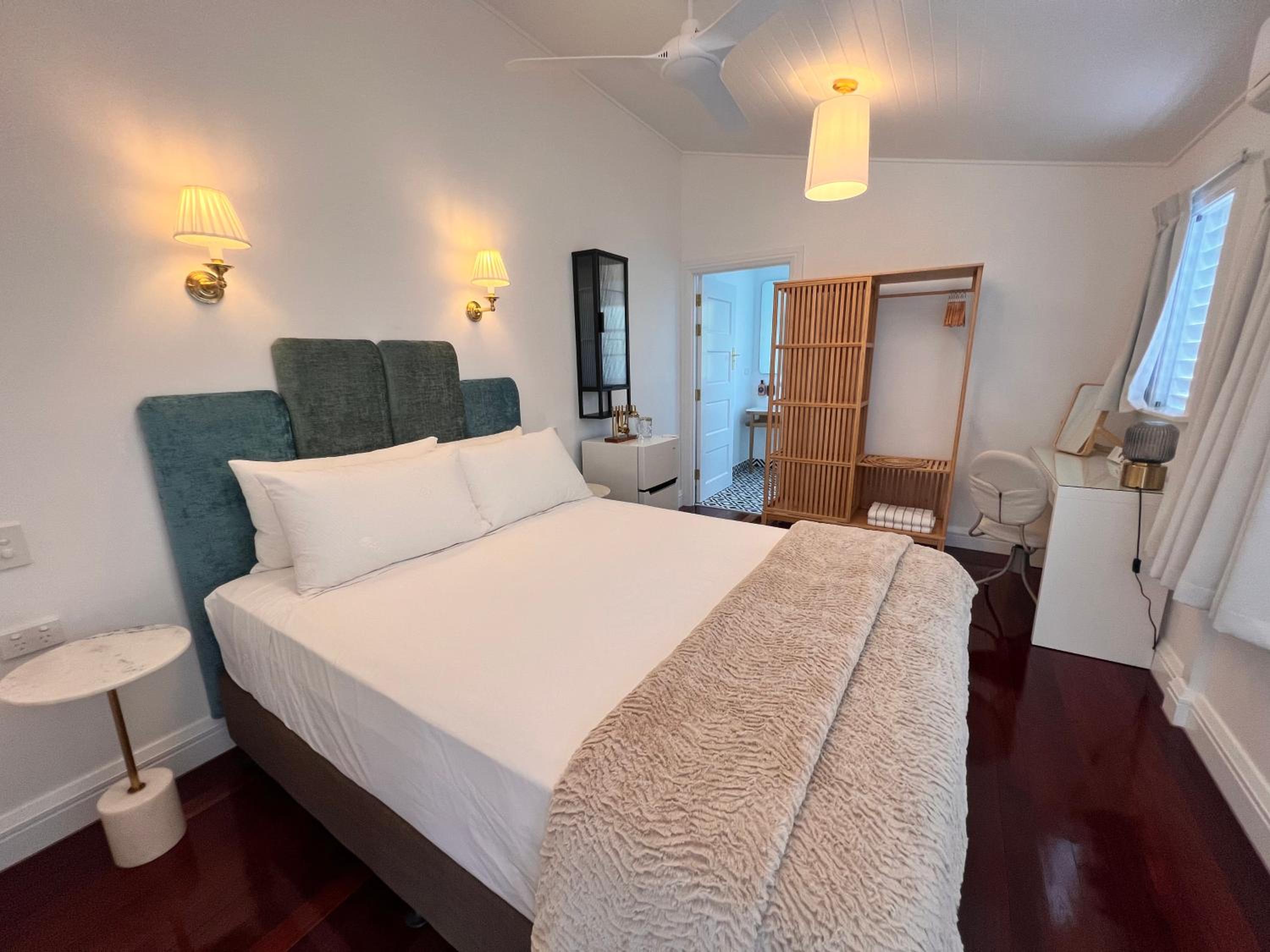 Deluxe Double Room photo 3