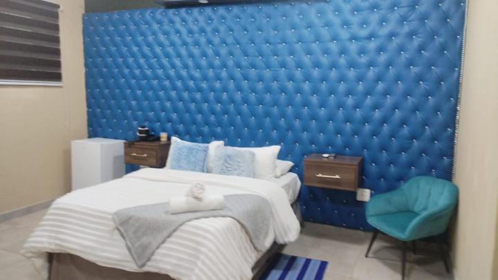 Queen Room - Photo 3