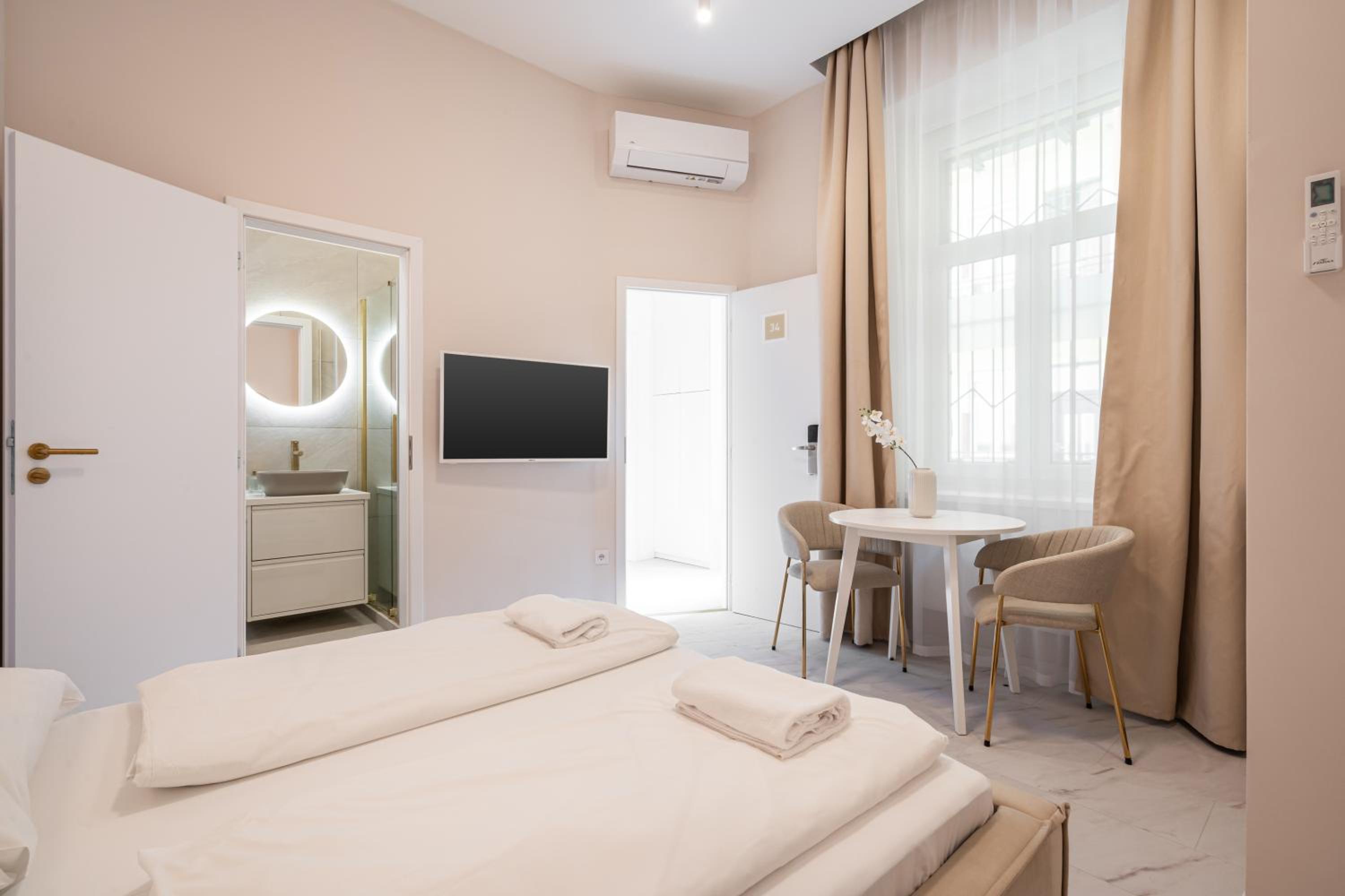 Apartment - Photo 4