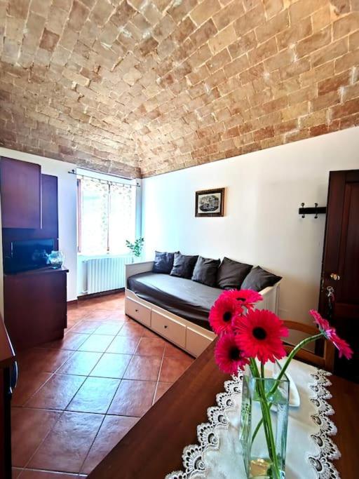 One-Bedroom Standard Apartment