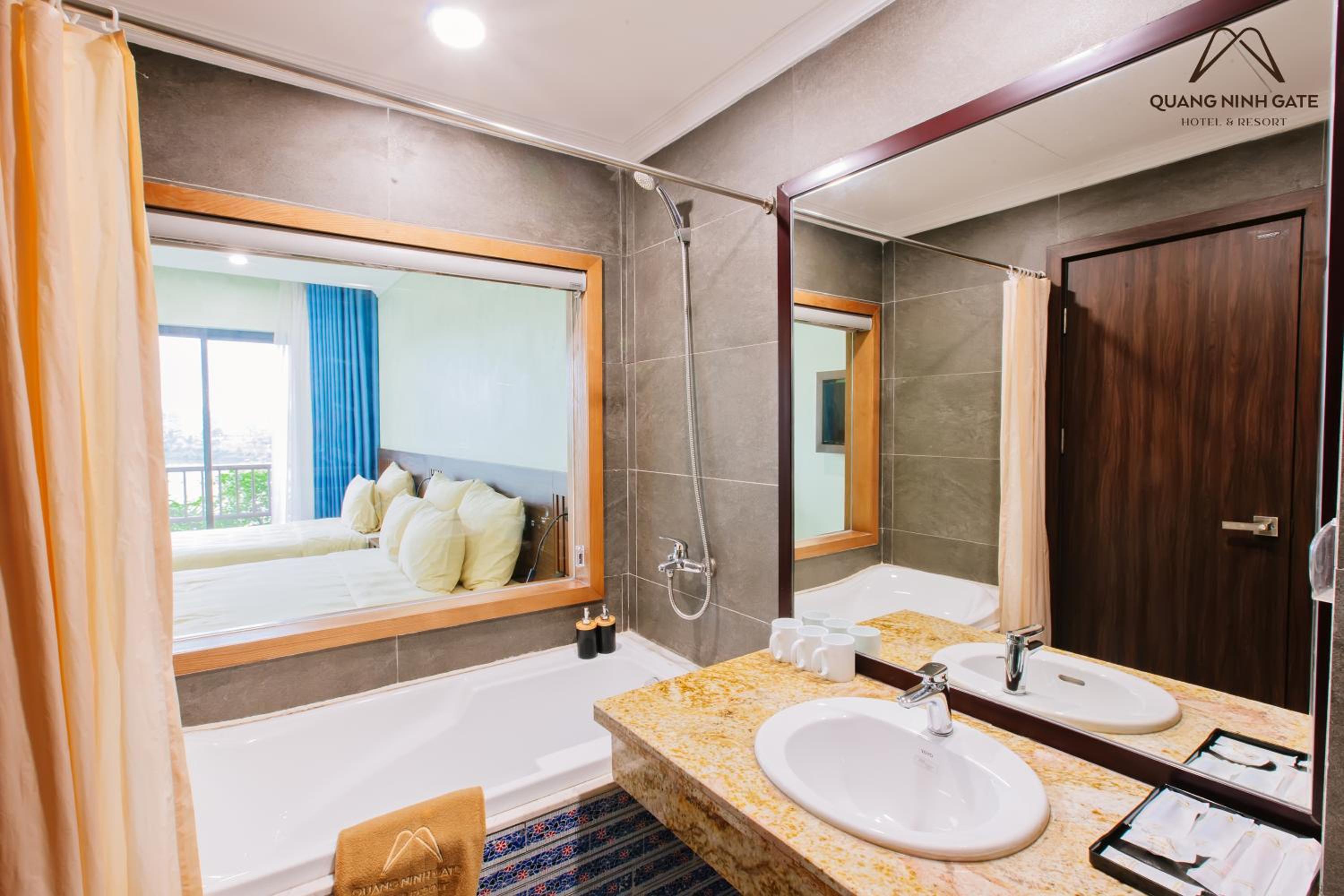 Luxury Triple Room photo 3