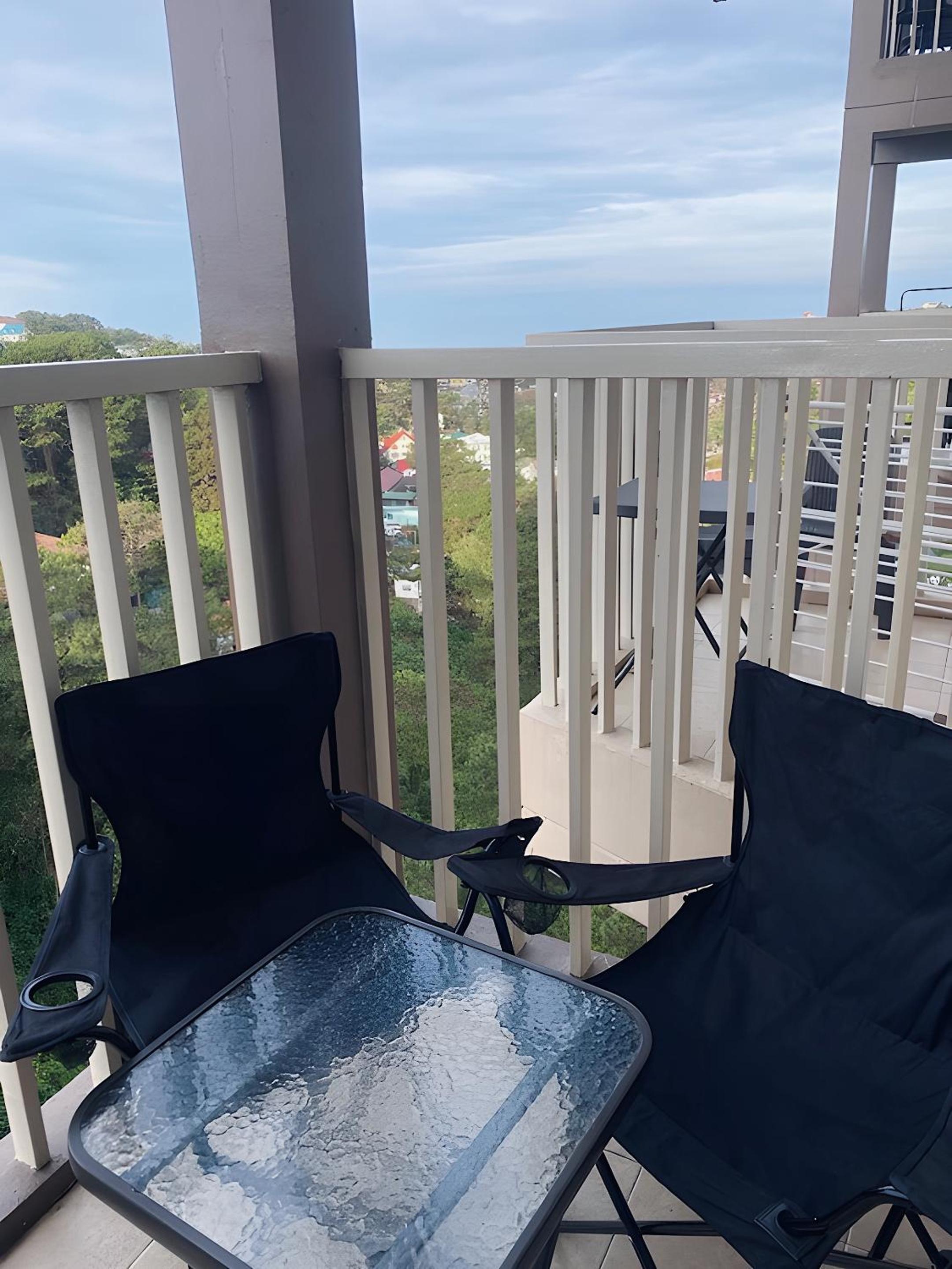 Studio with Balcony