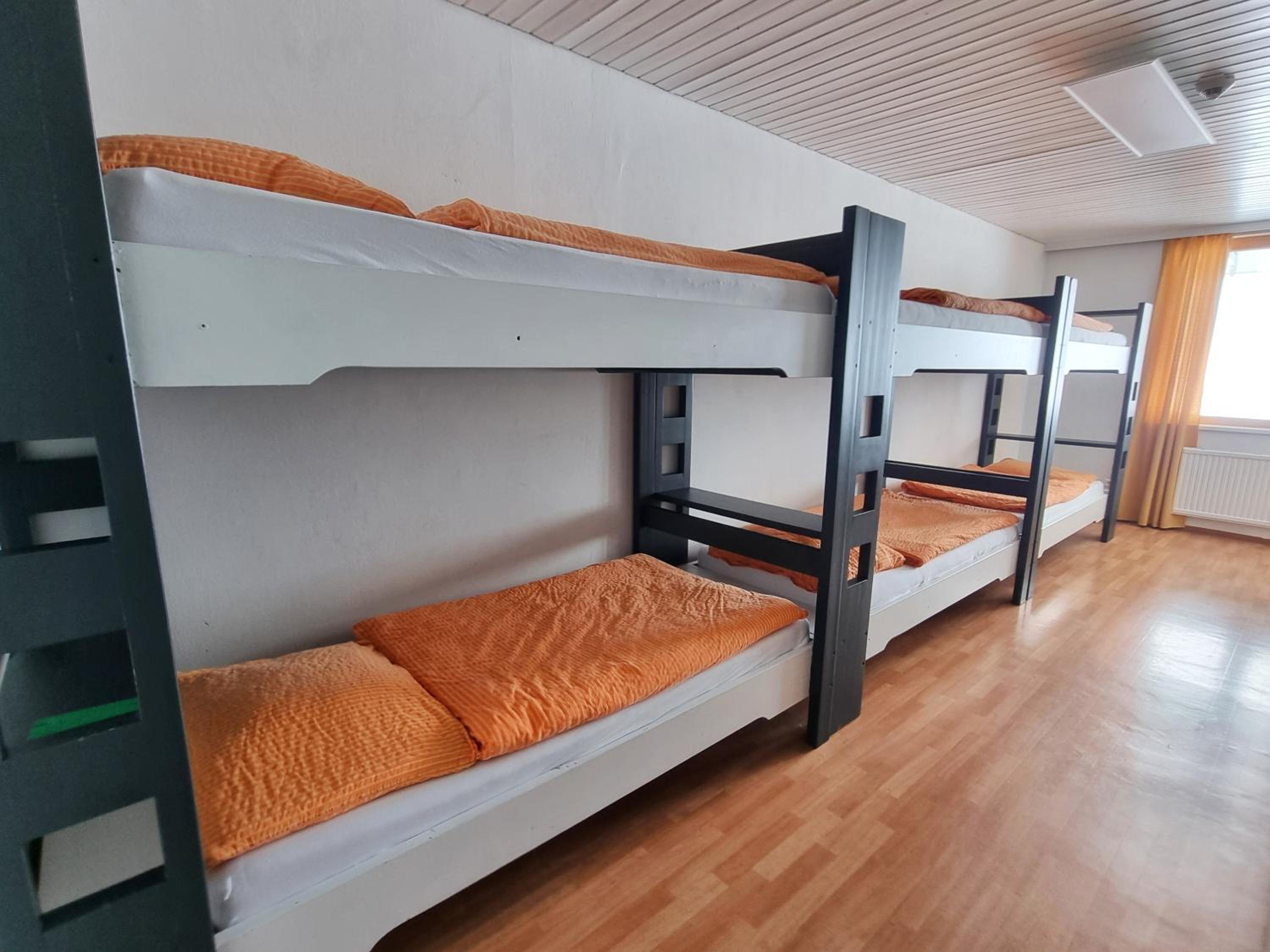 Mixed Dormitory Room photo 1