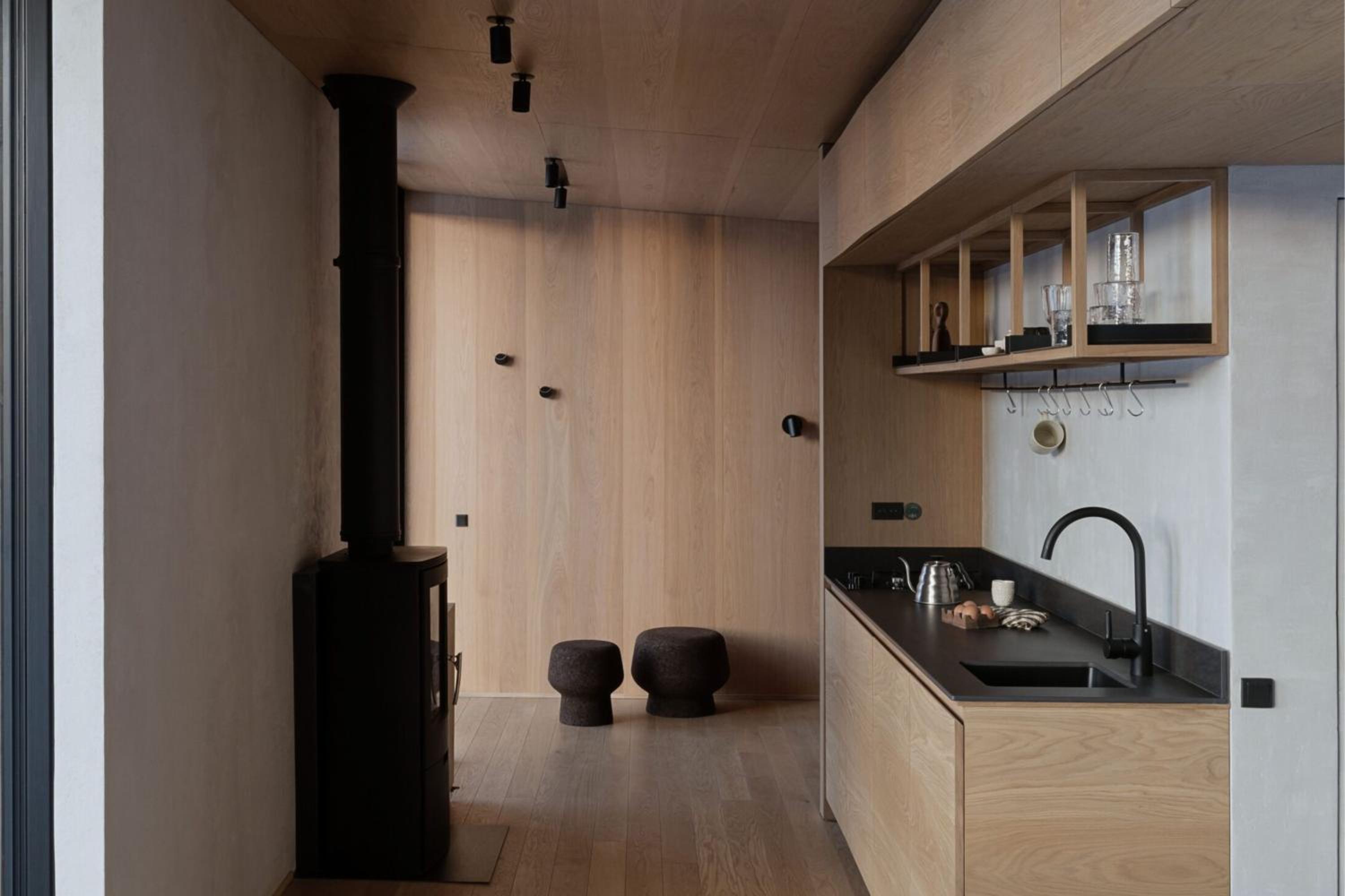 One-Bedroom House photo 2