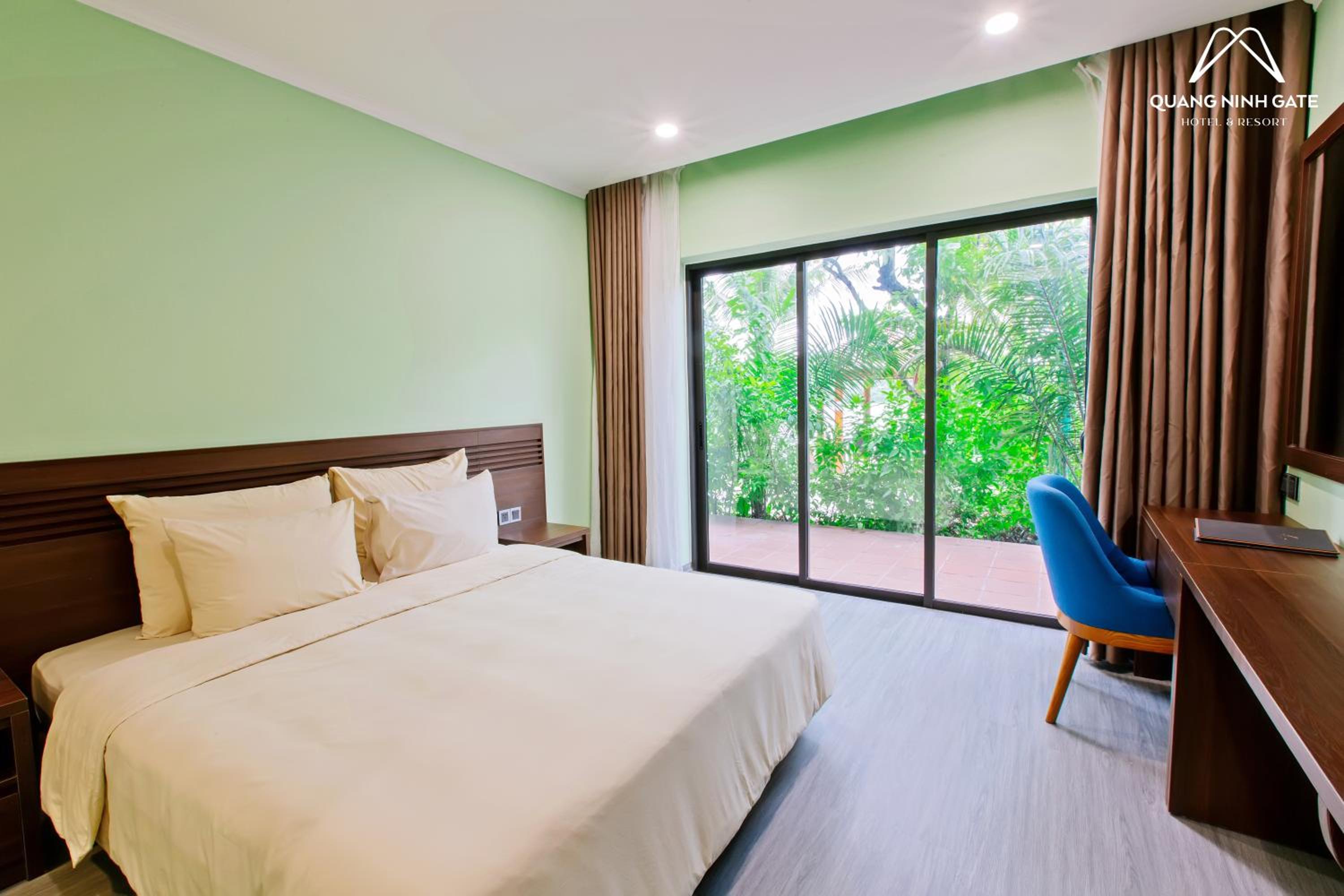 Superior King Room photo 3