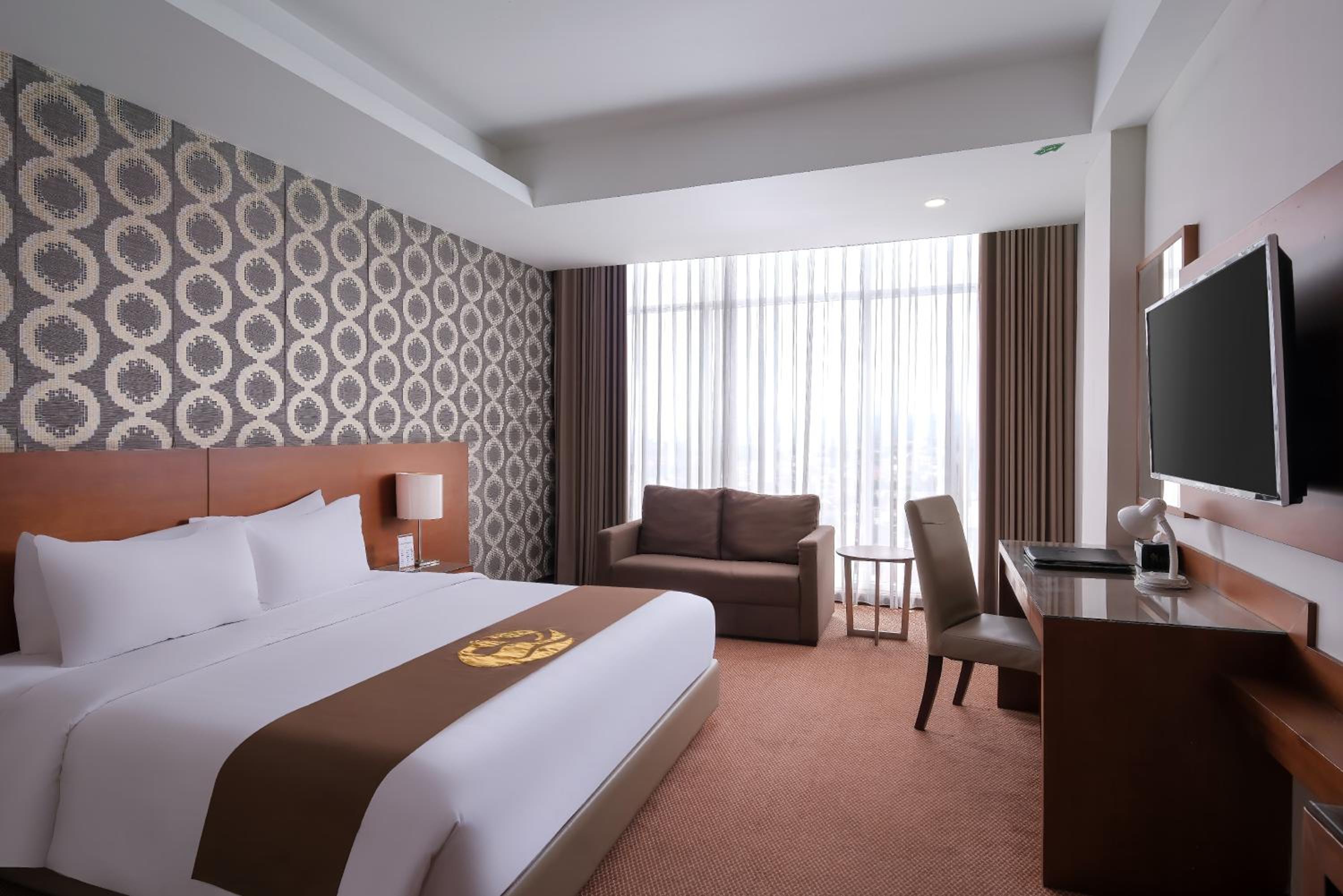 Grand Deluxe Double or Twin Room