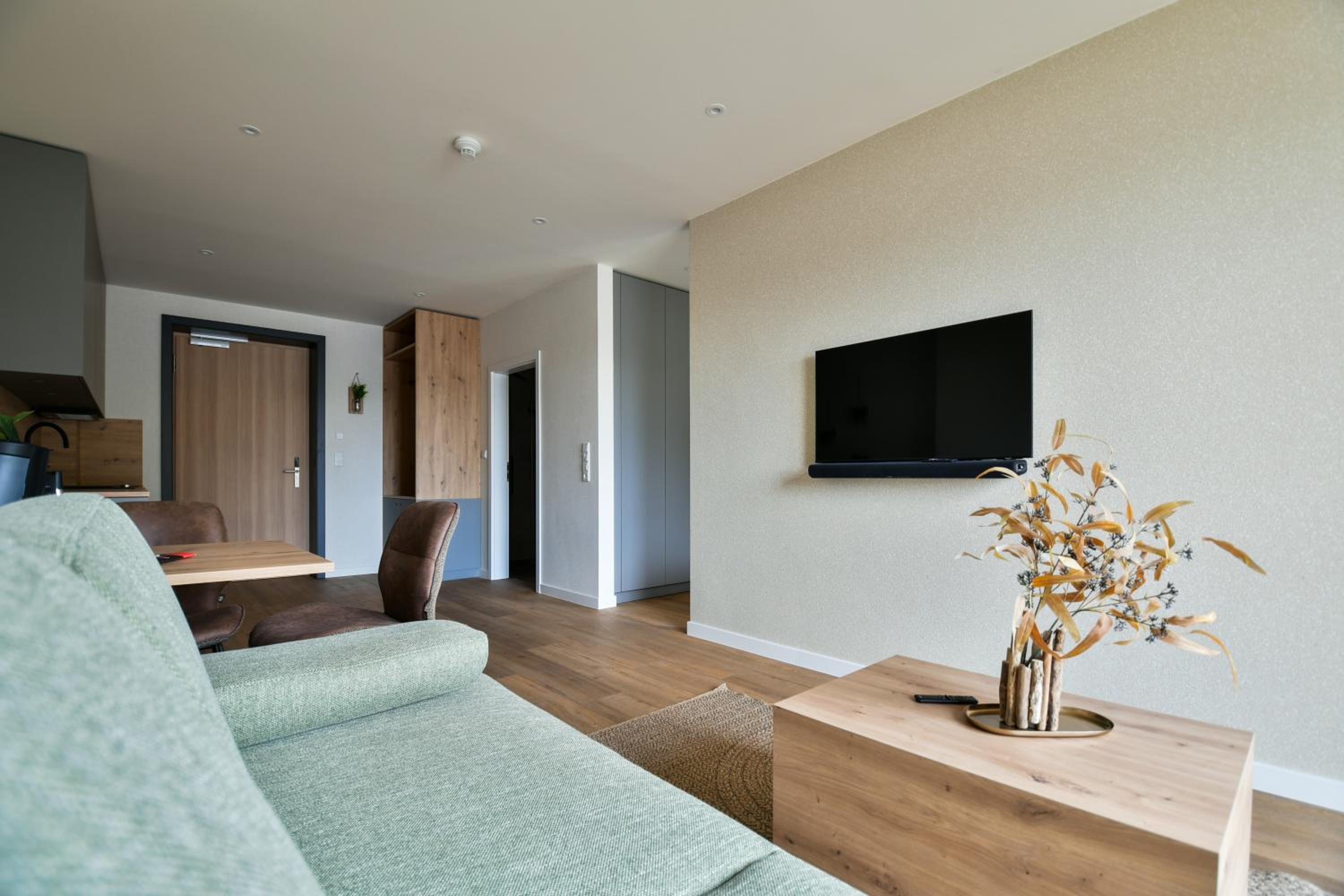 Large Double Room photo 1