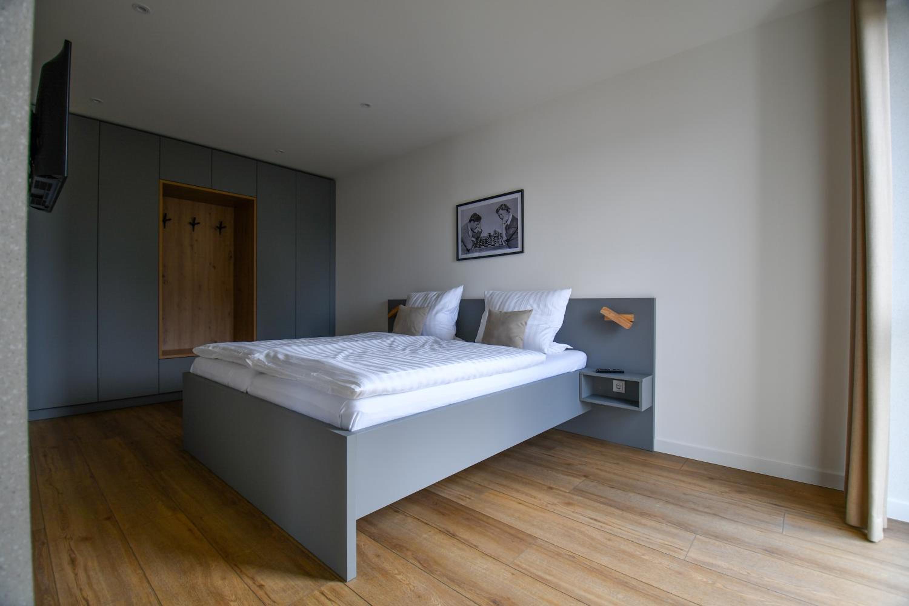 Large Double Room photo 3