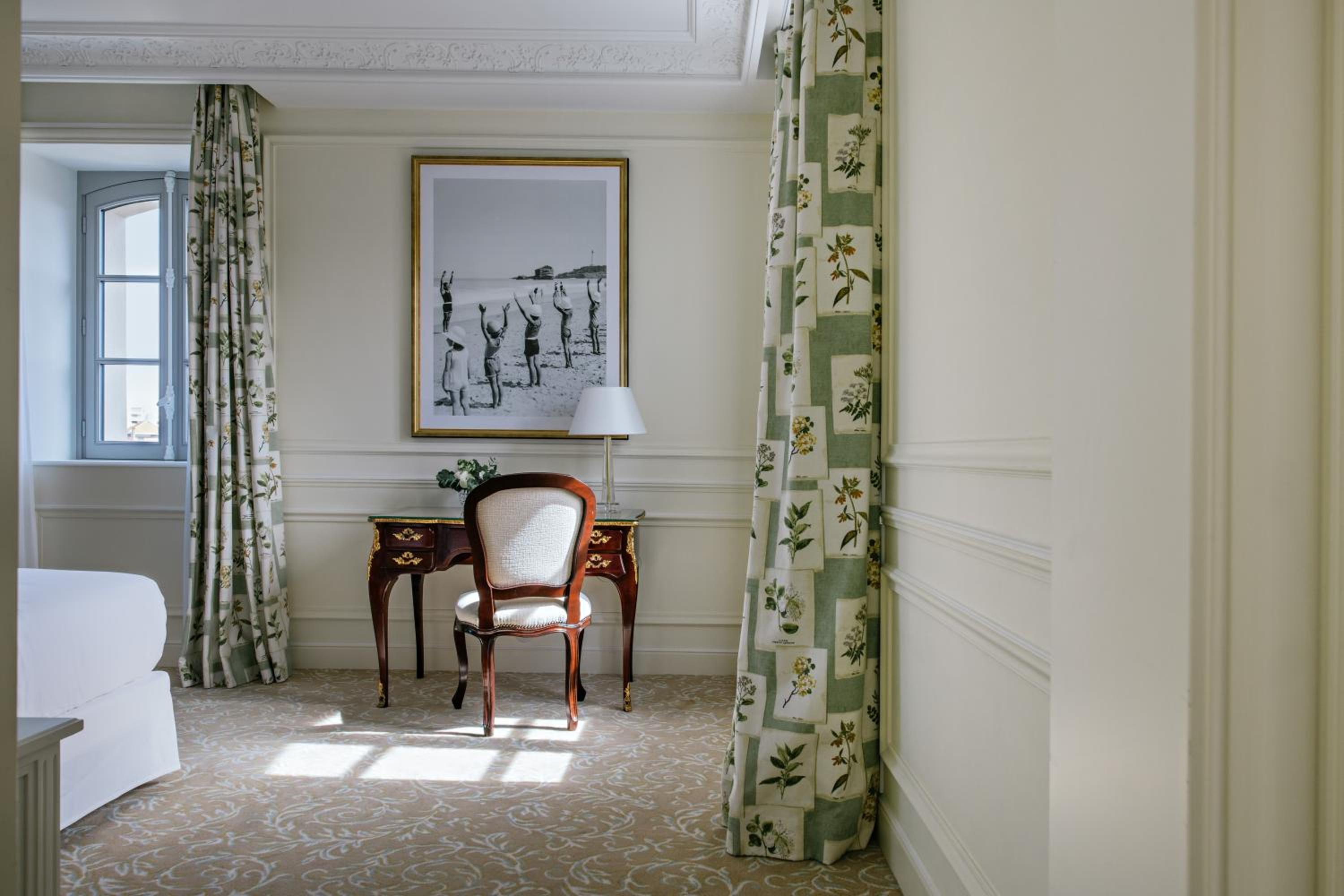Deluxe Classic King Room