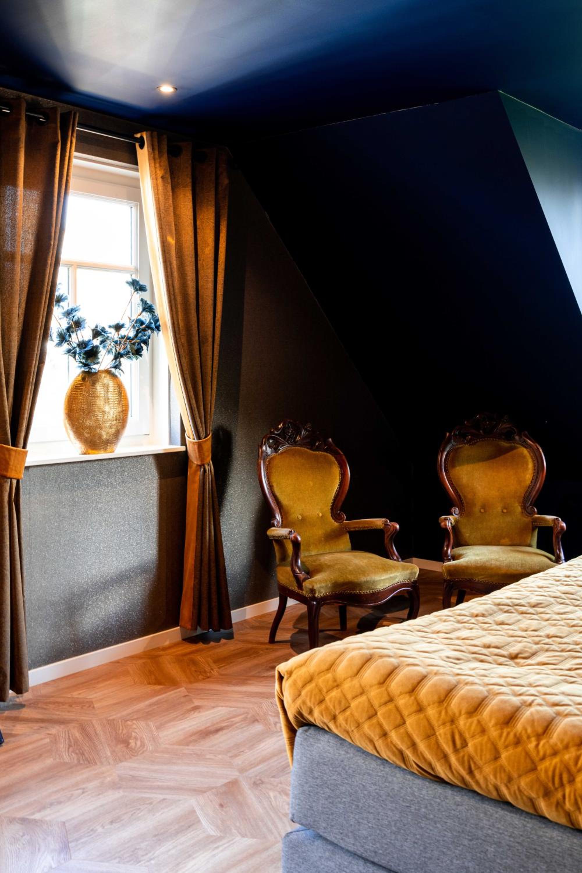 Deluxe Double Room - Photo 7