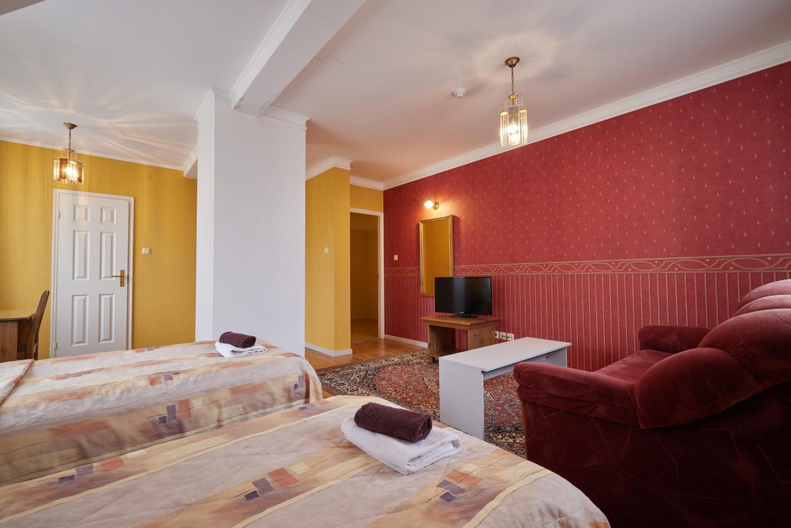 Budget Twin Room photo 1