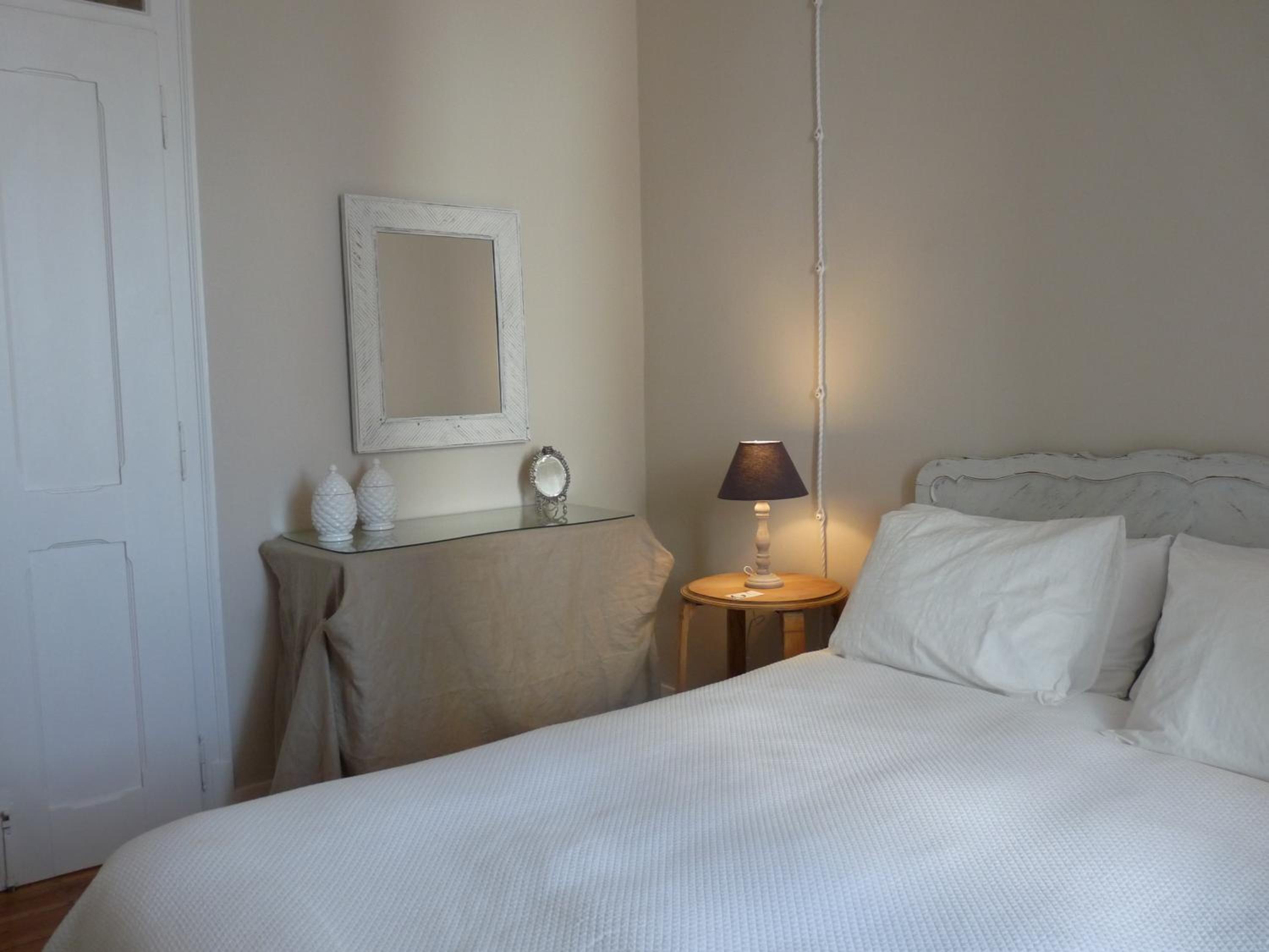 Double Room with Private External Bathroom - Photo 1