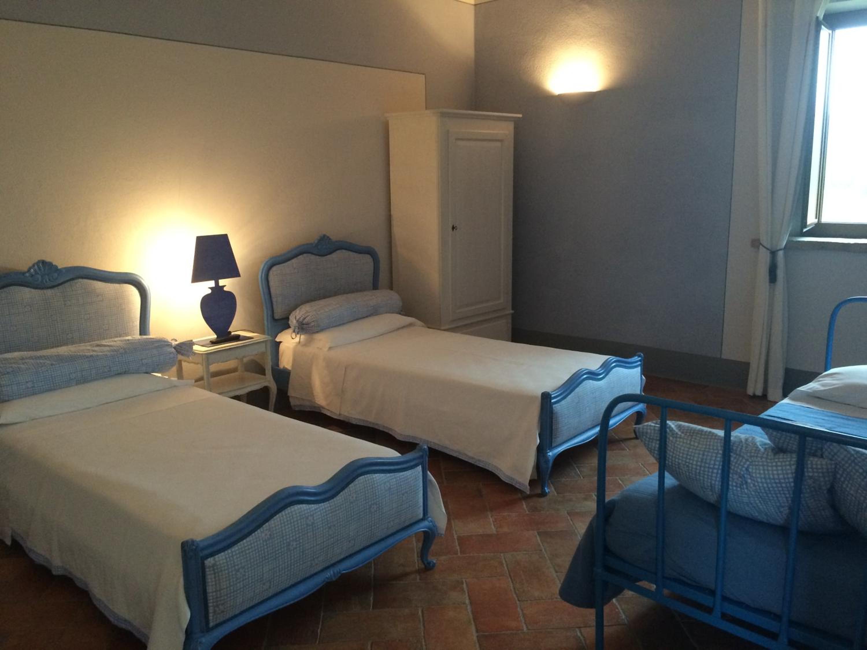 Triple Room with Shower - Photo 3
