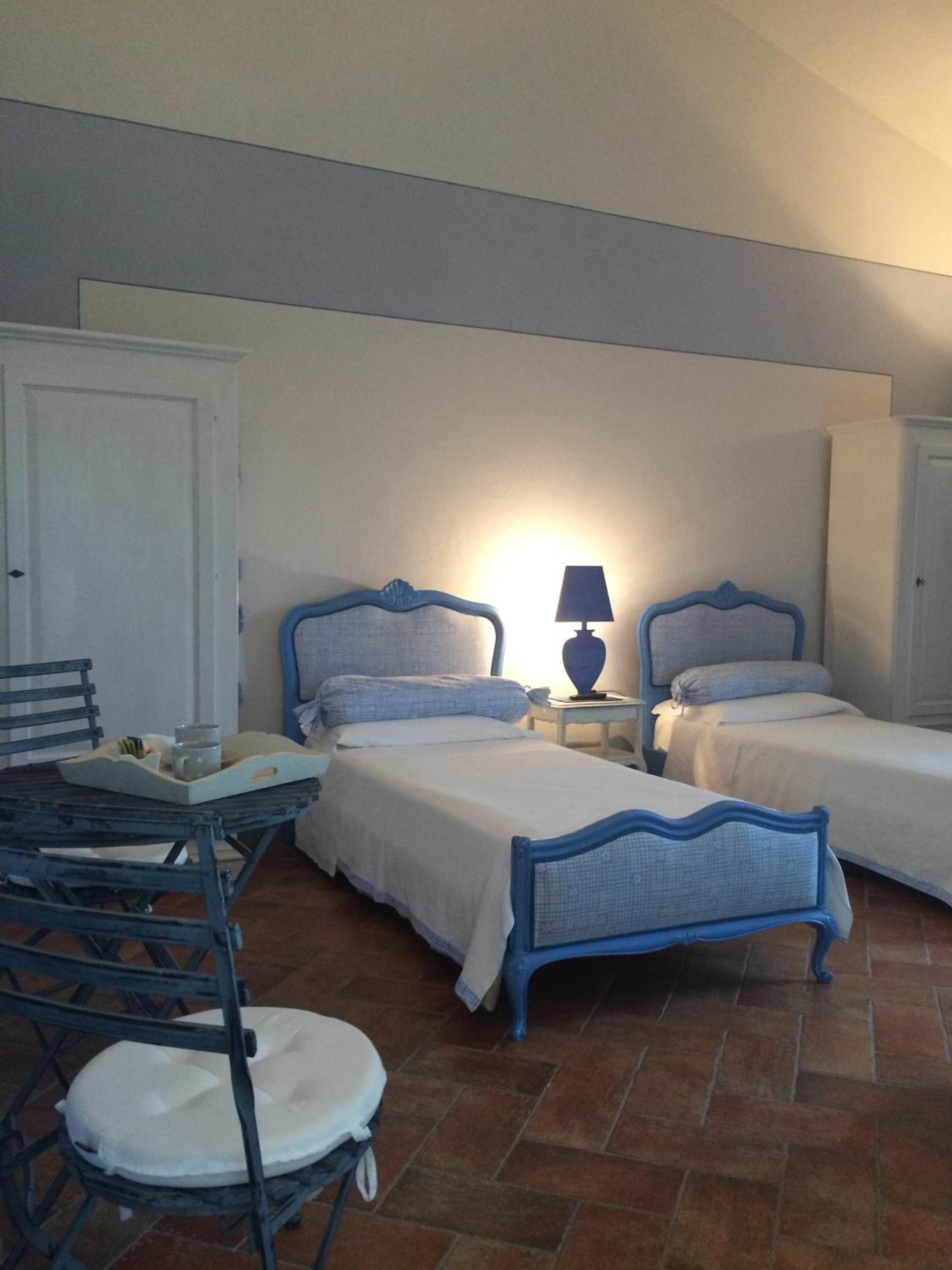 Triple Room with Shower - Photo 2