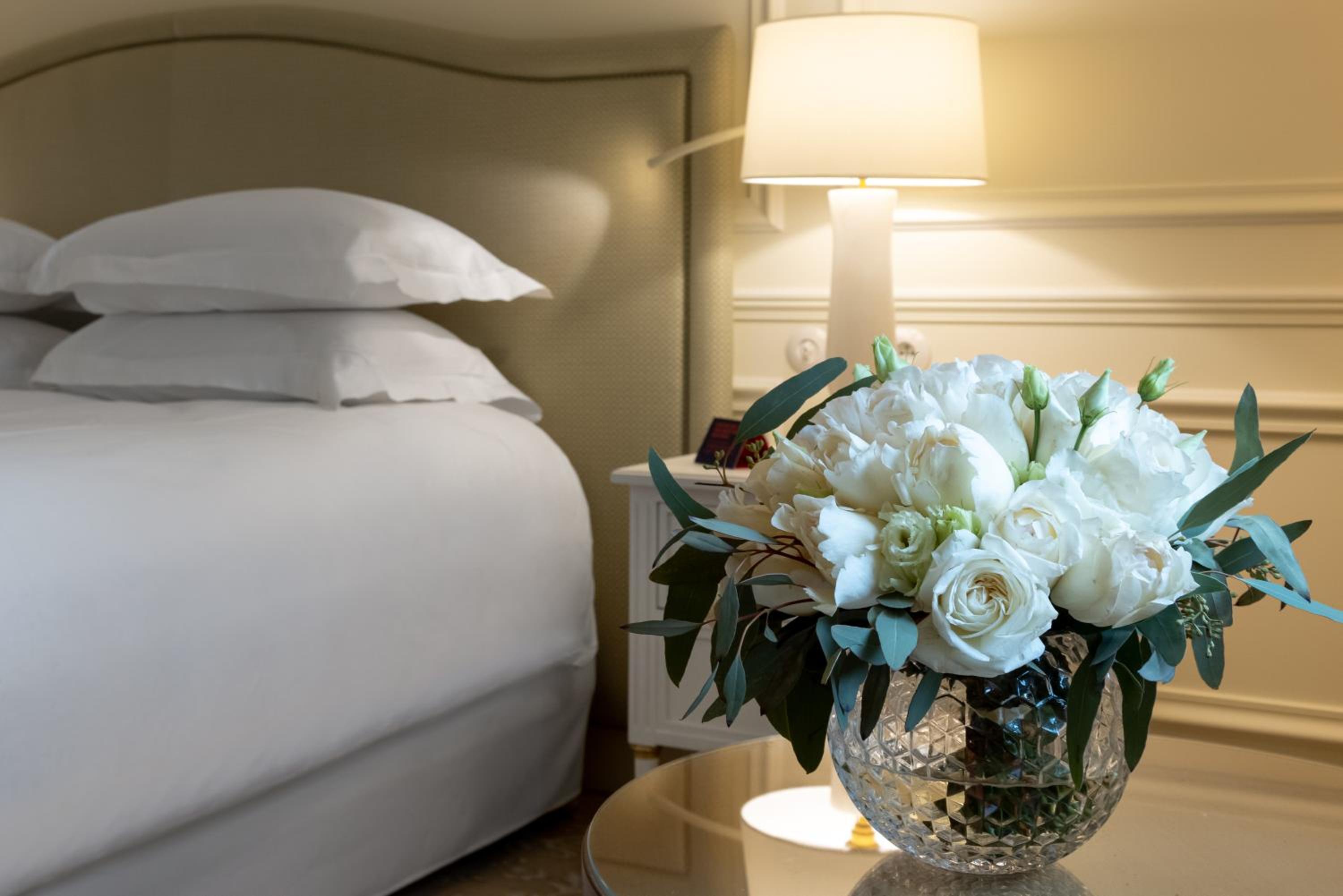 Deluxe Classic King Room with Ocean View