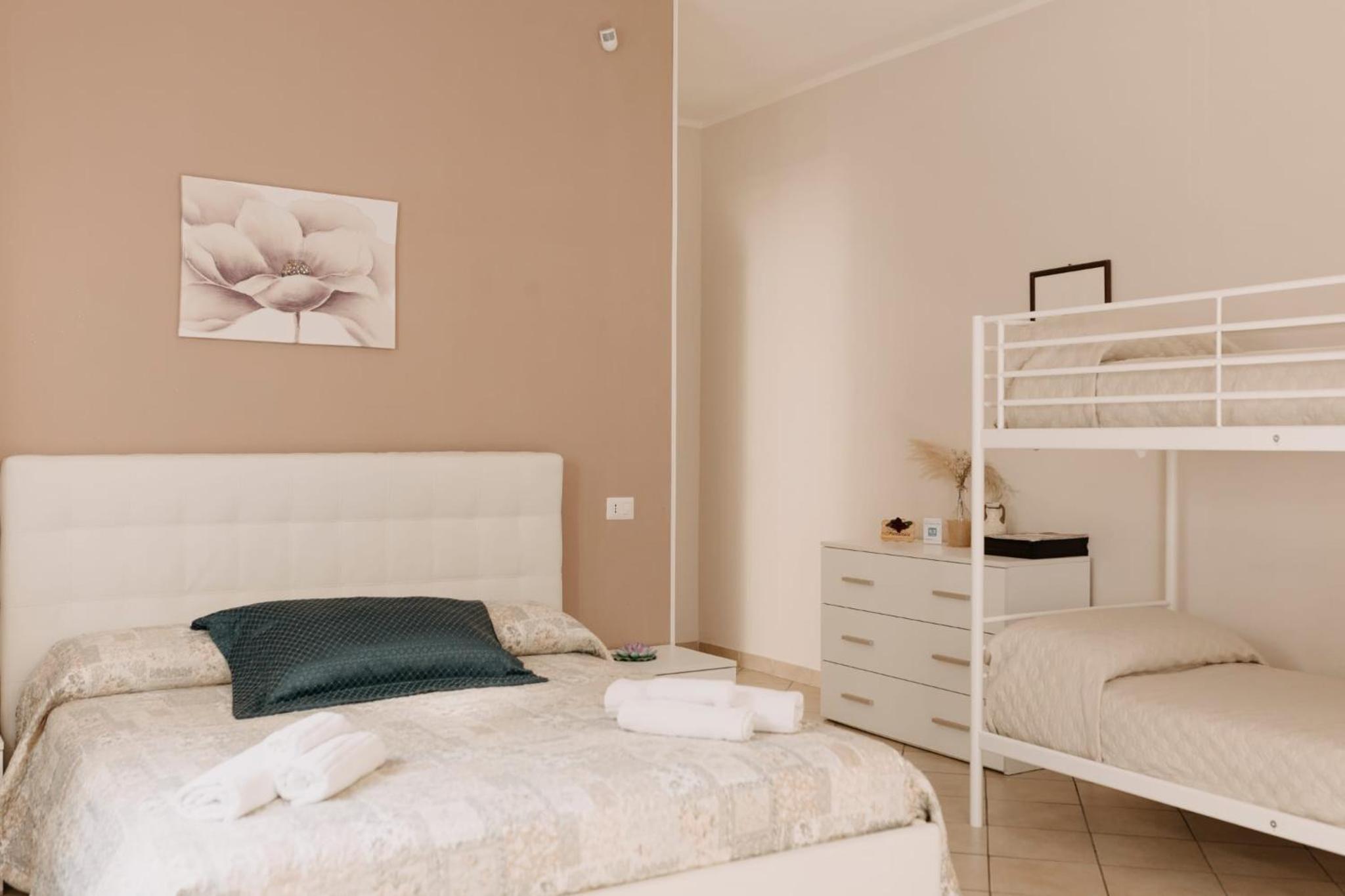 Quadruple Room - Photo 3