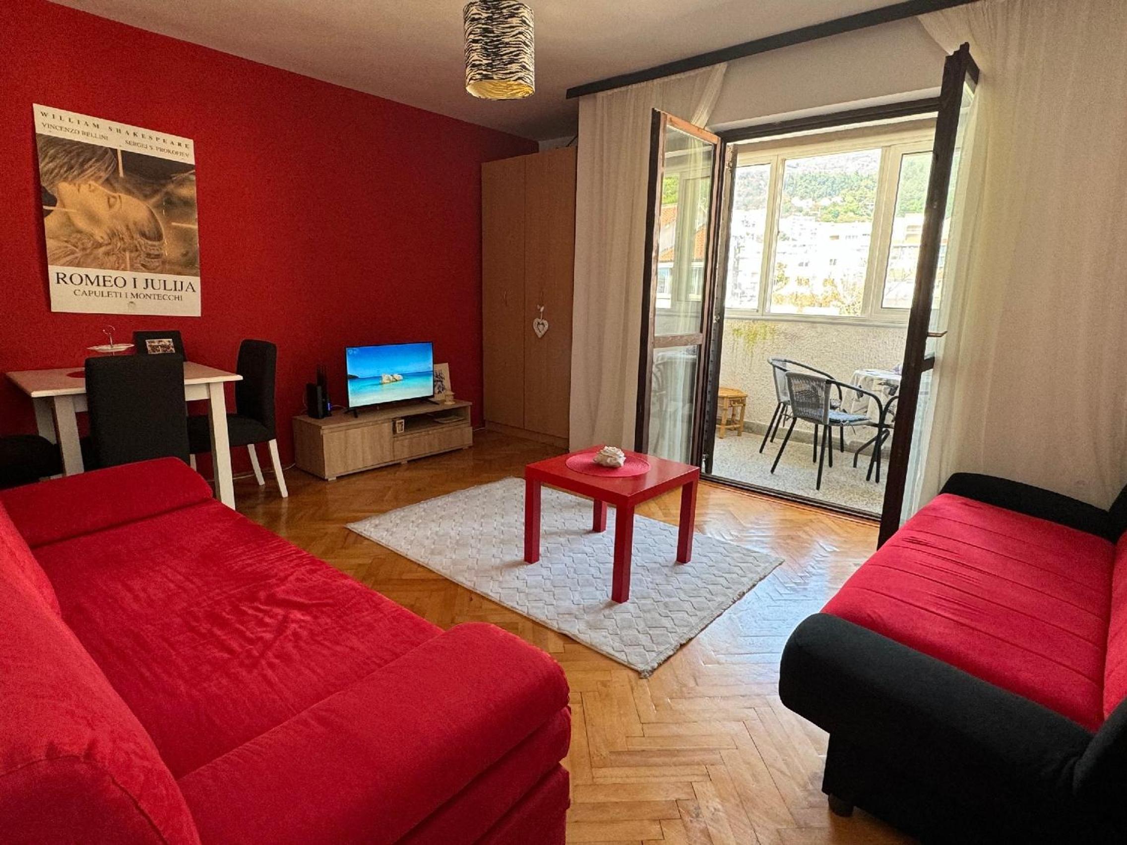 One Bedroom Apartment