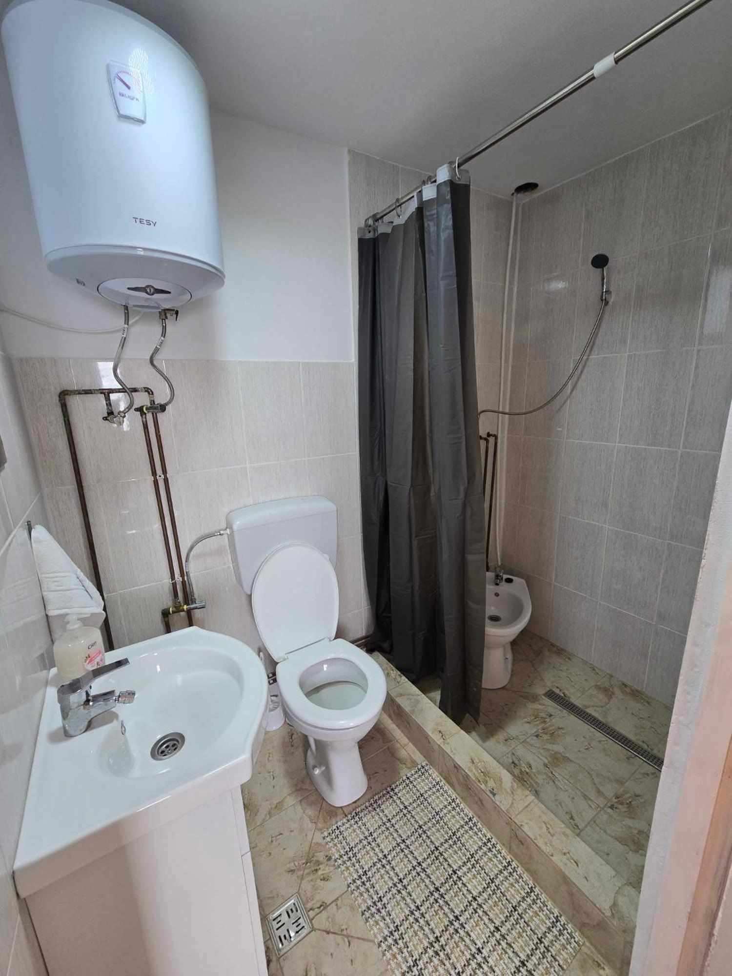 Double Room with Private Bathroom photo 3