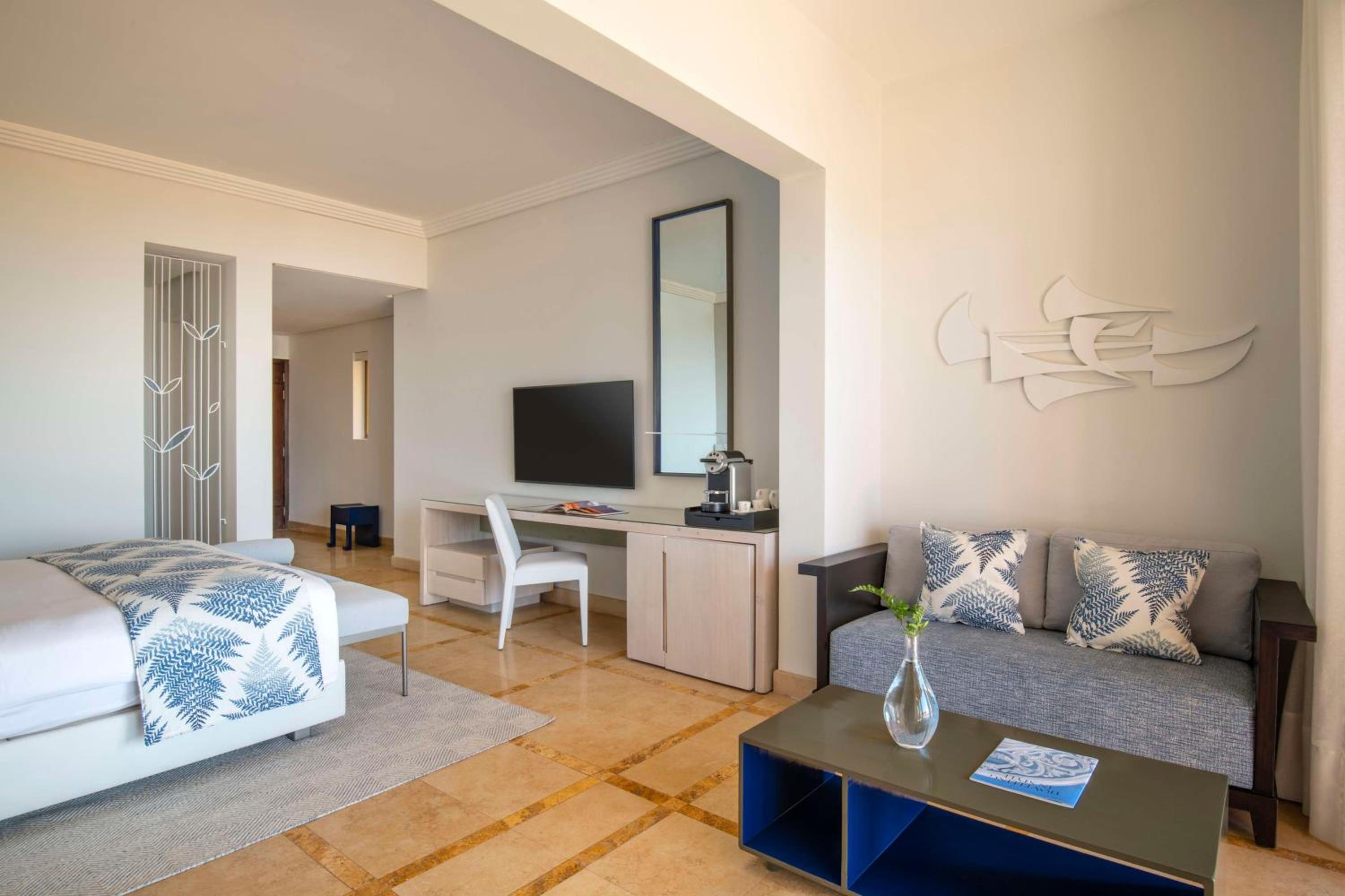 Ishtar Deluxe Room