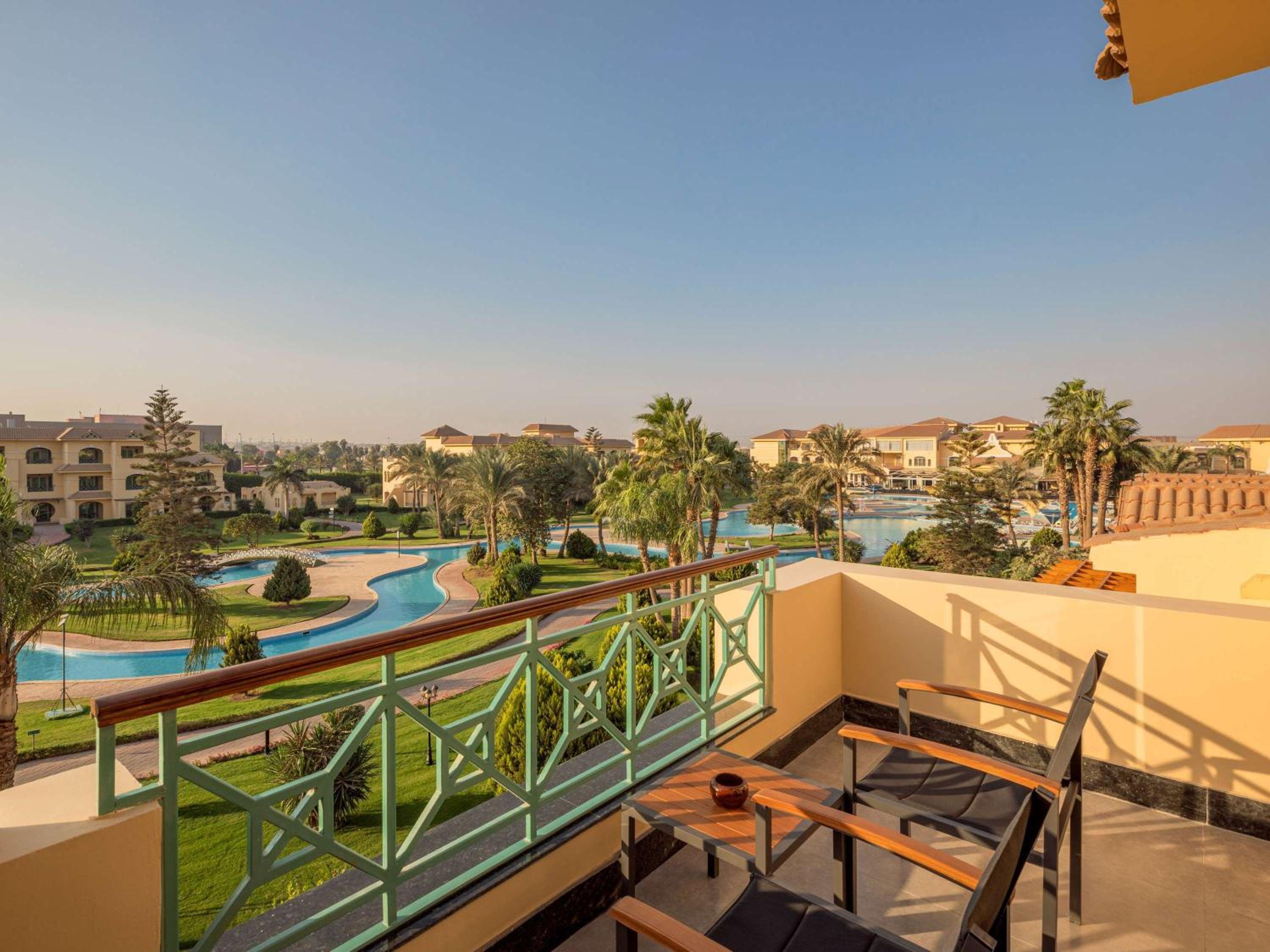 Premier Twin Room with Pool View