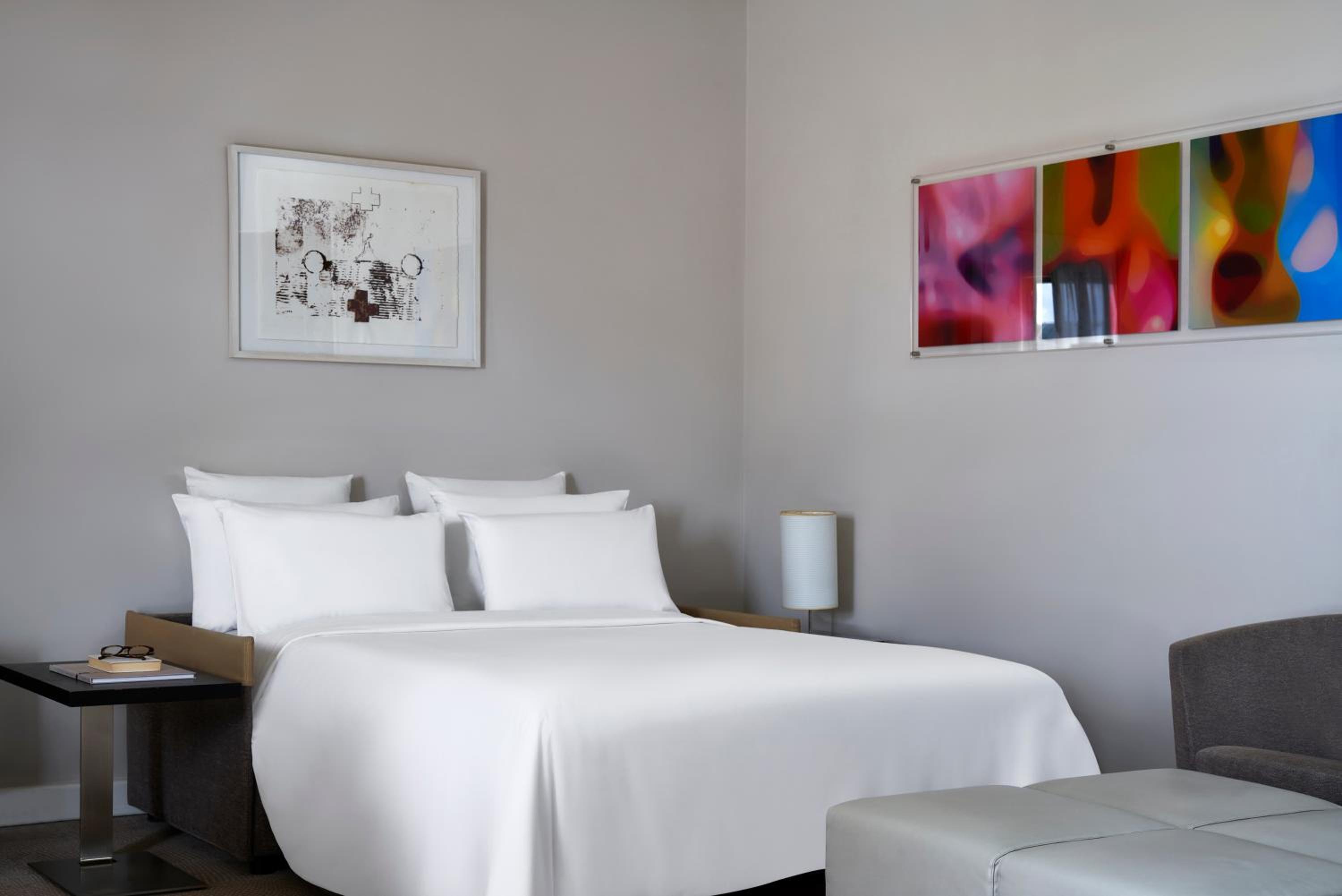 Suite, 1 double bed with double sofa bed photo 3