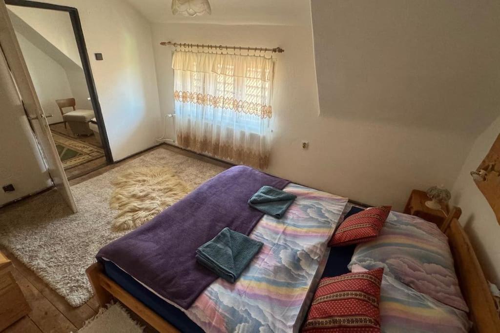 Three-Bedroom House photo 1
