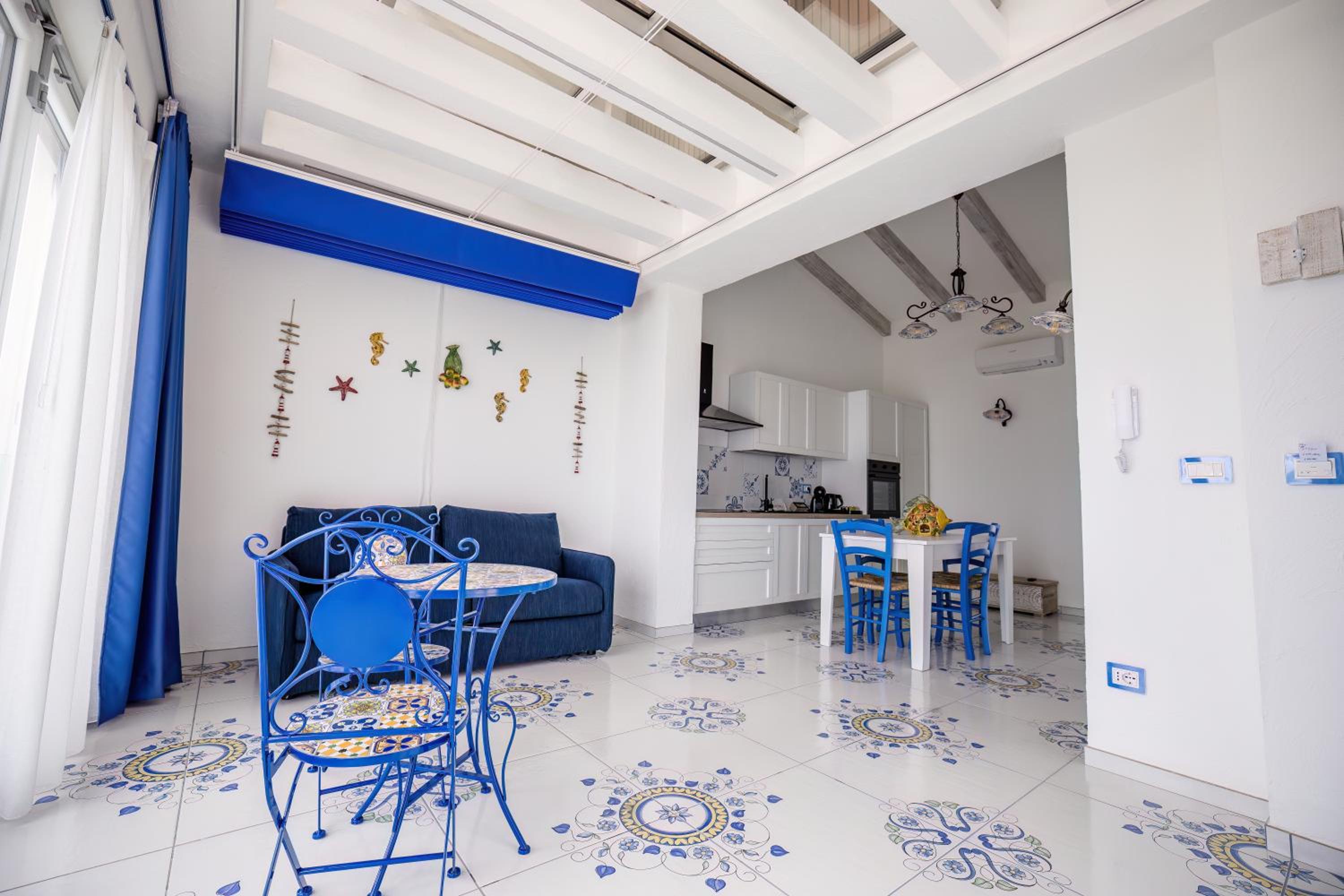 Apartment with Sea View - Photo 1