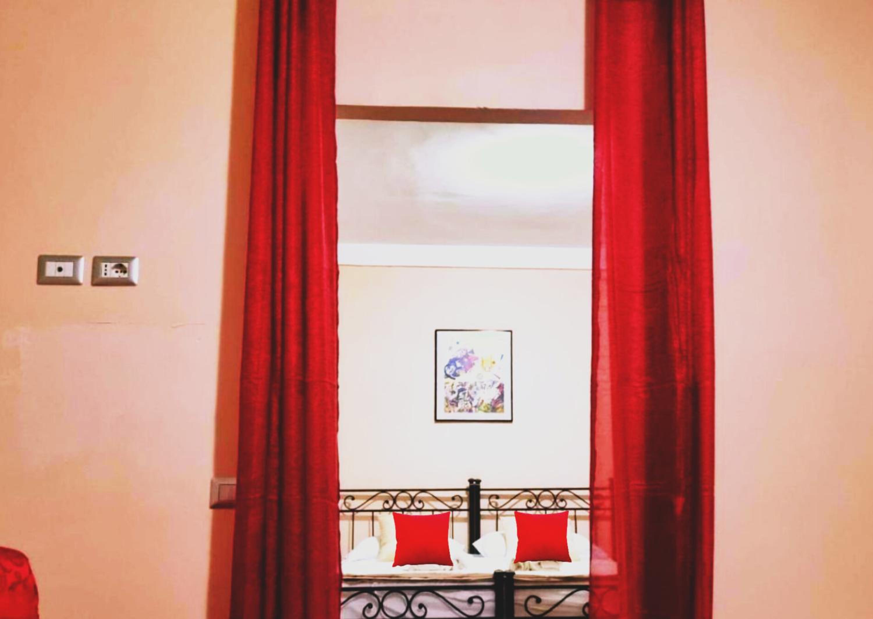 Deluxe Room - Photo 4