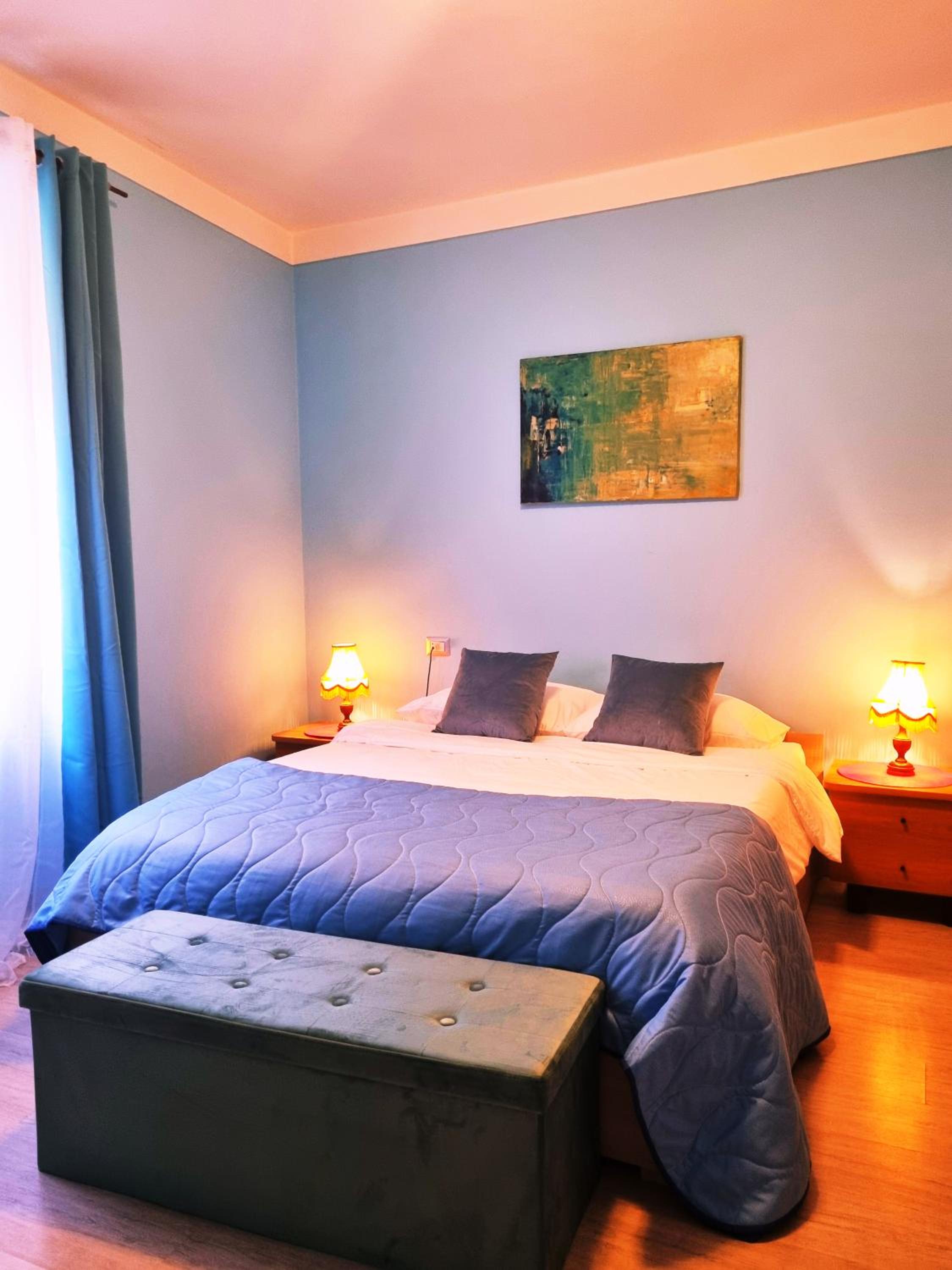 Double Room - Photo 6