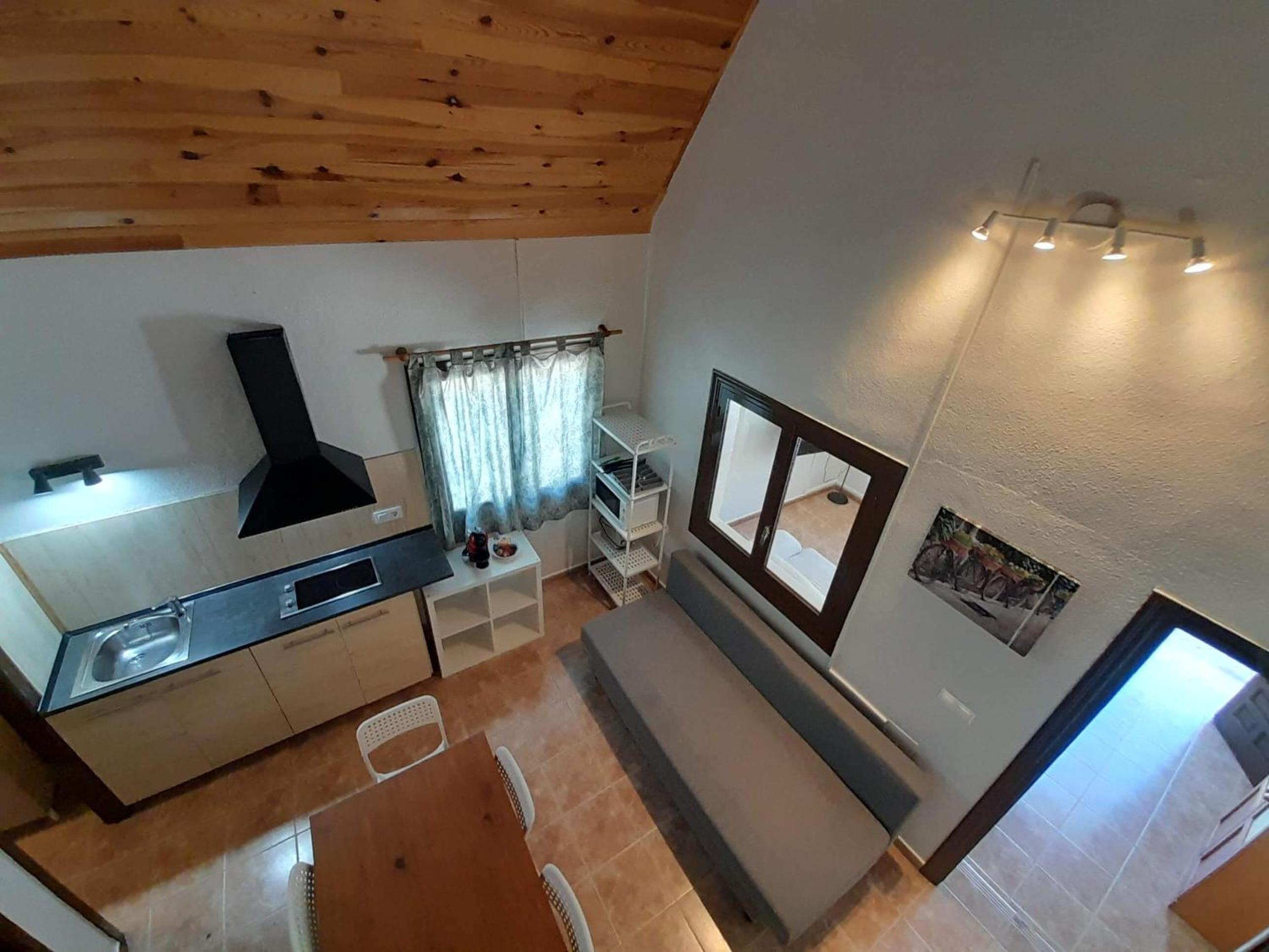 Two-Bedroom House photo 3