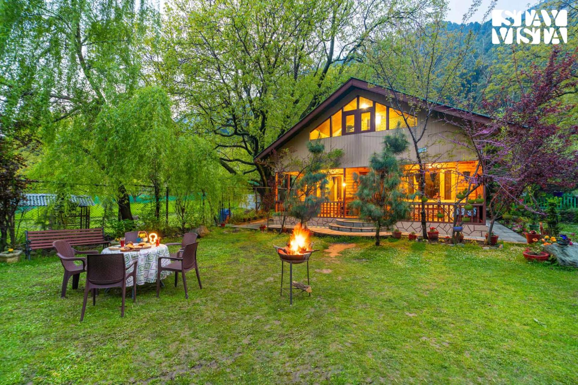 Villa photo 2