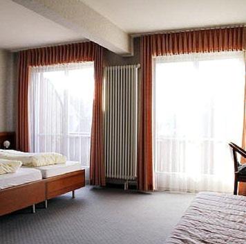 Standard Double Room - Photo 3