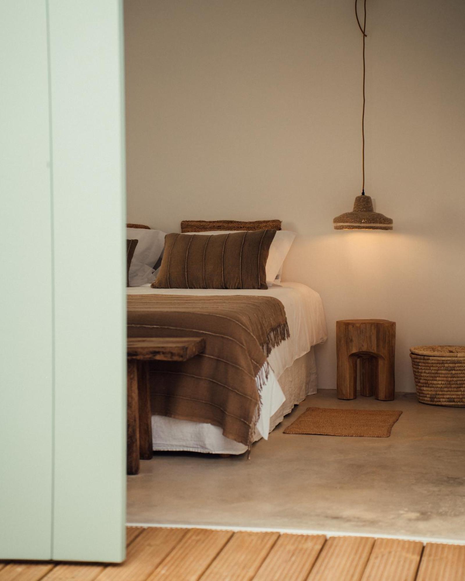 Three-Bedroom House photo 3