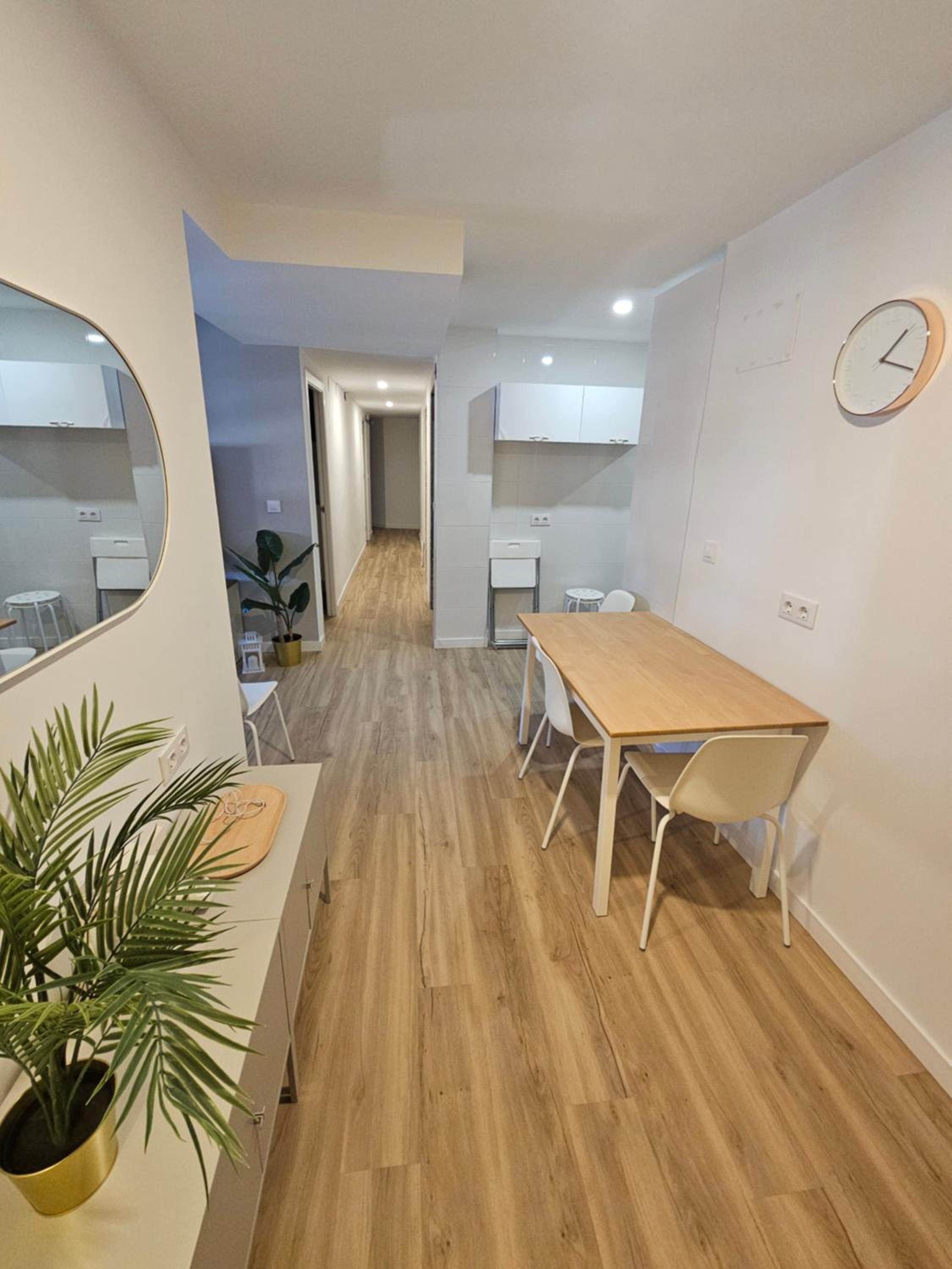 Apartamento de Cuatro Habitaciones