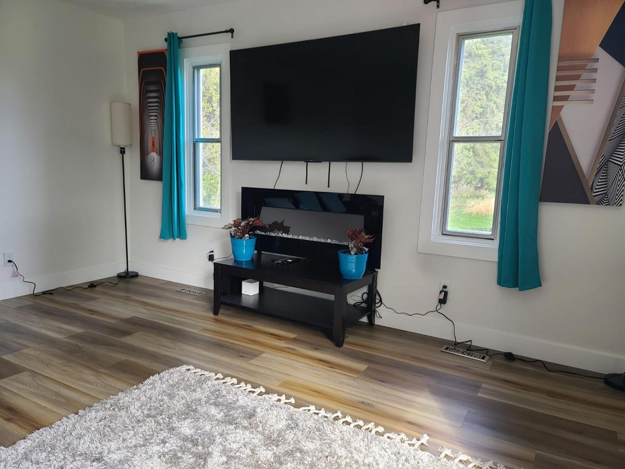 Three-Bedroom House photo 1