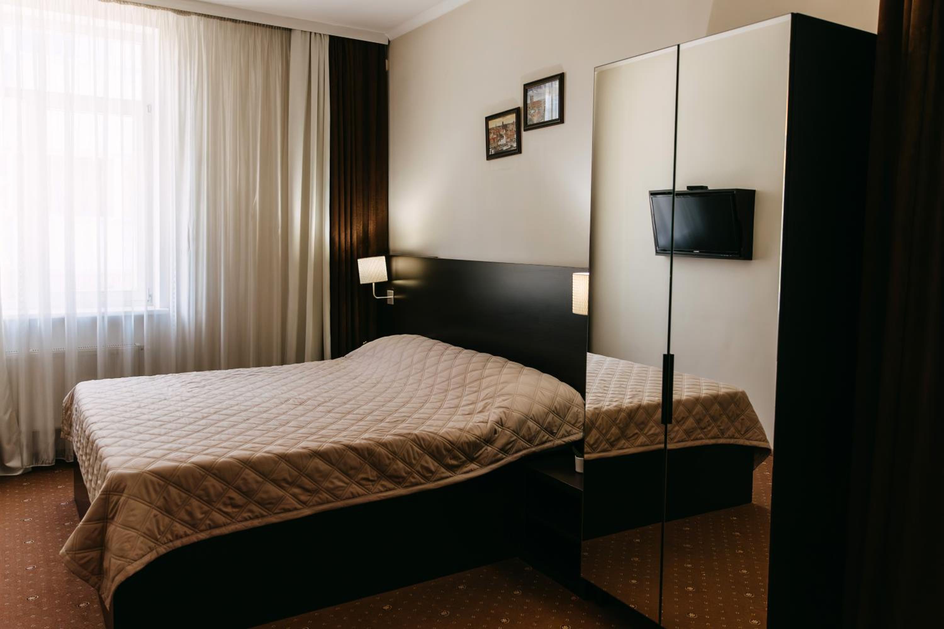 Basic Double Room photo 1