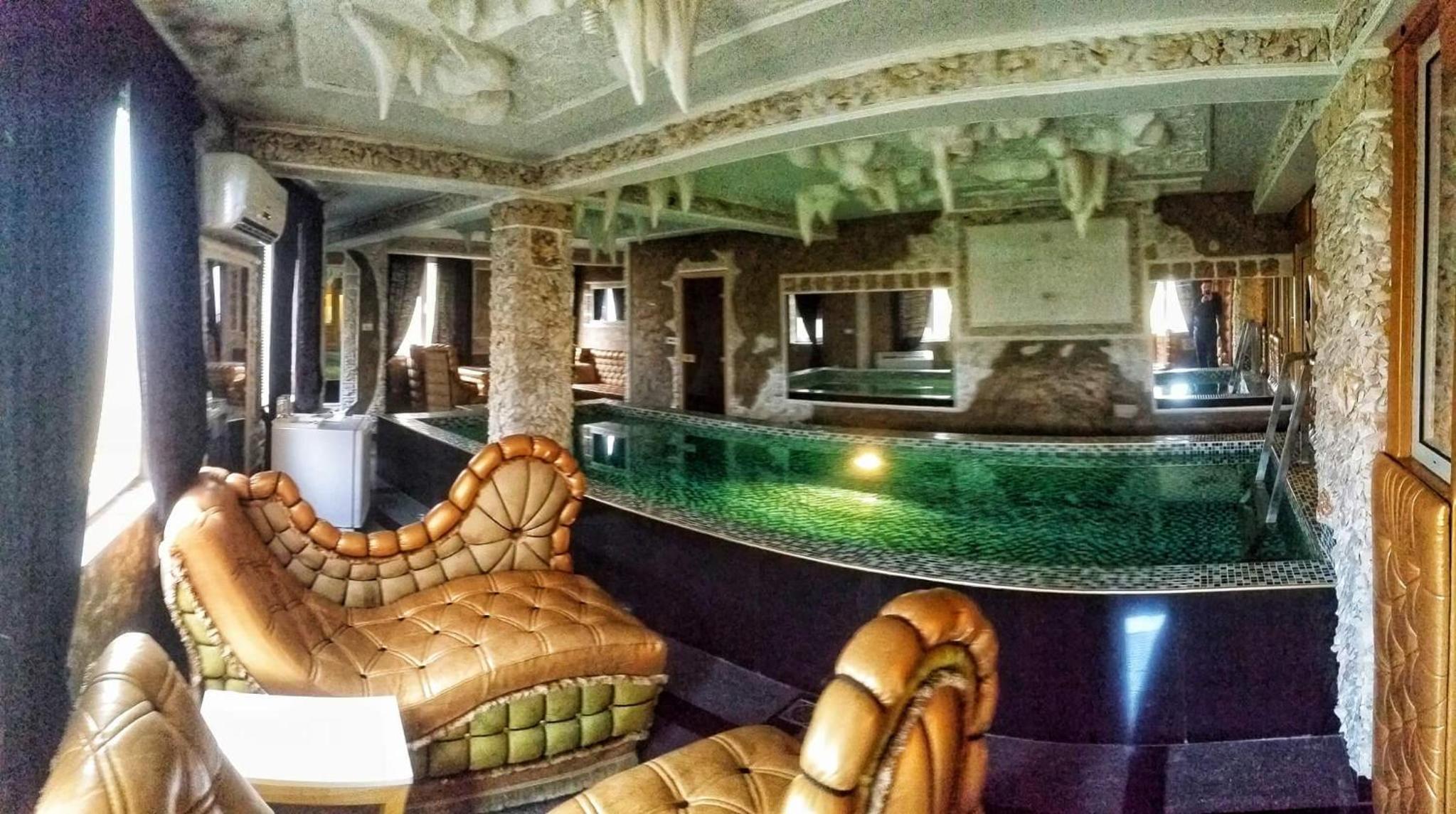 Suite with Private Pool photo 2