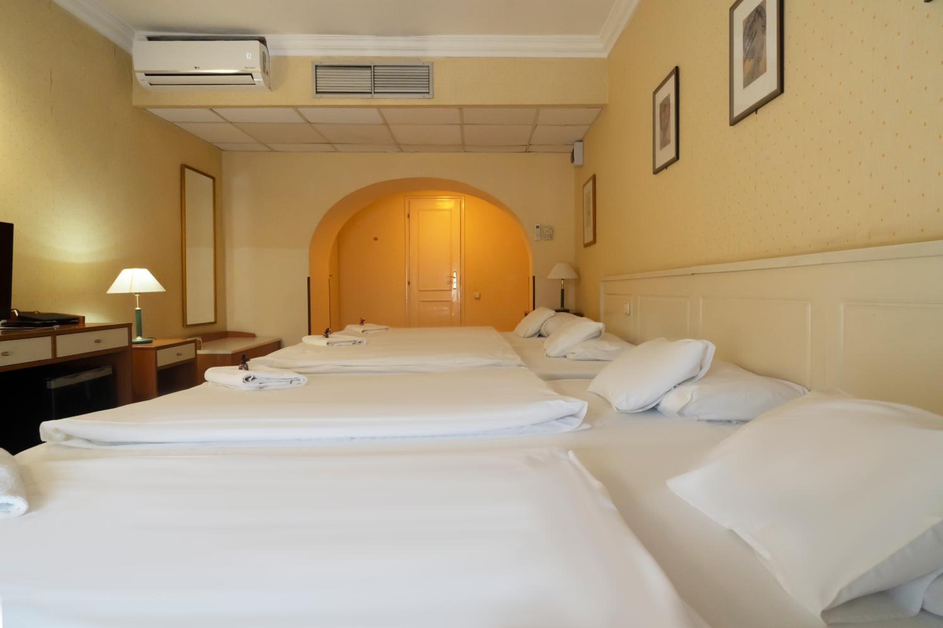 Quadruple Room photo 3
