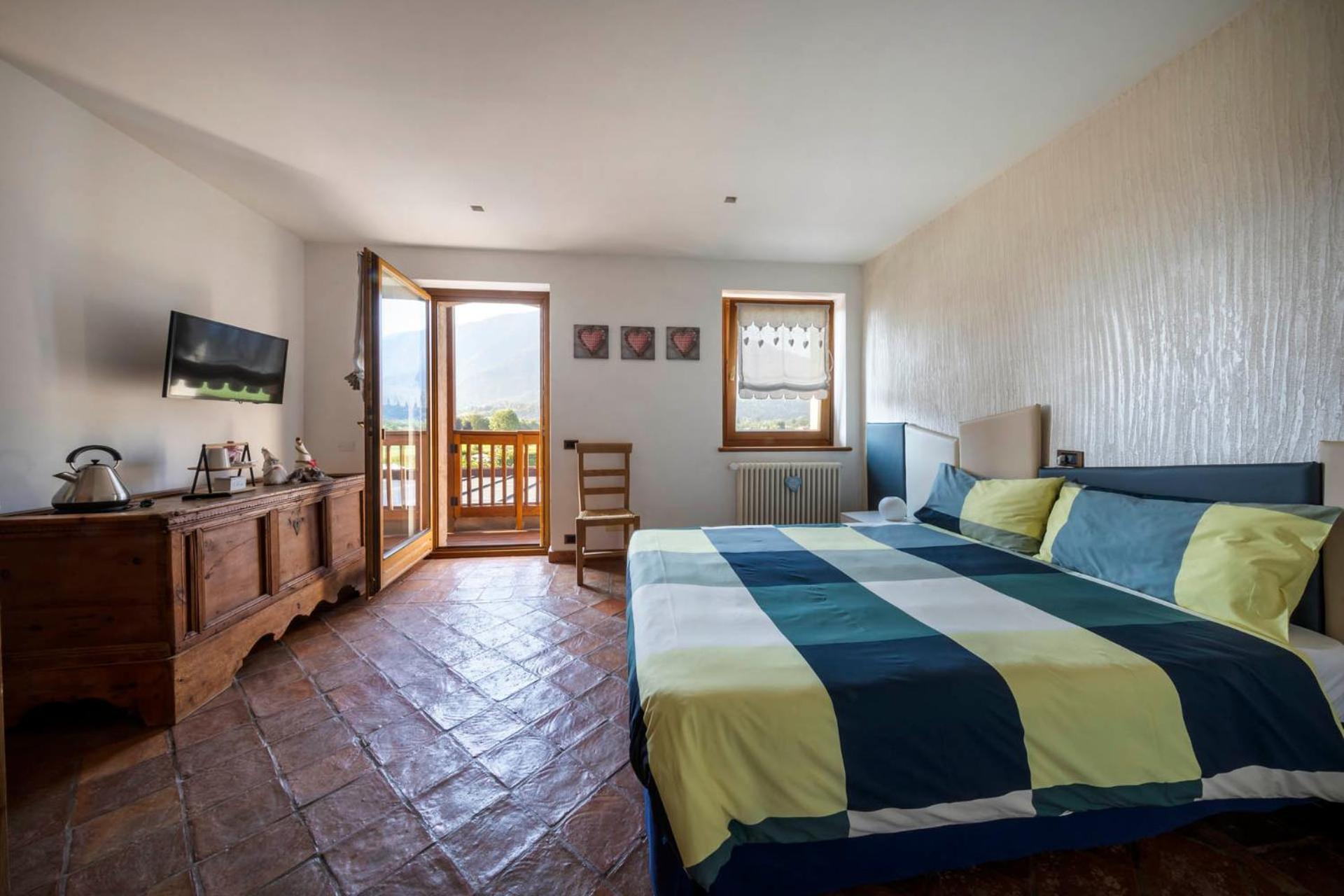 Deluxe Double or Twin Room with Pool View photo 1