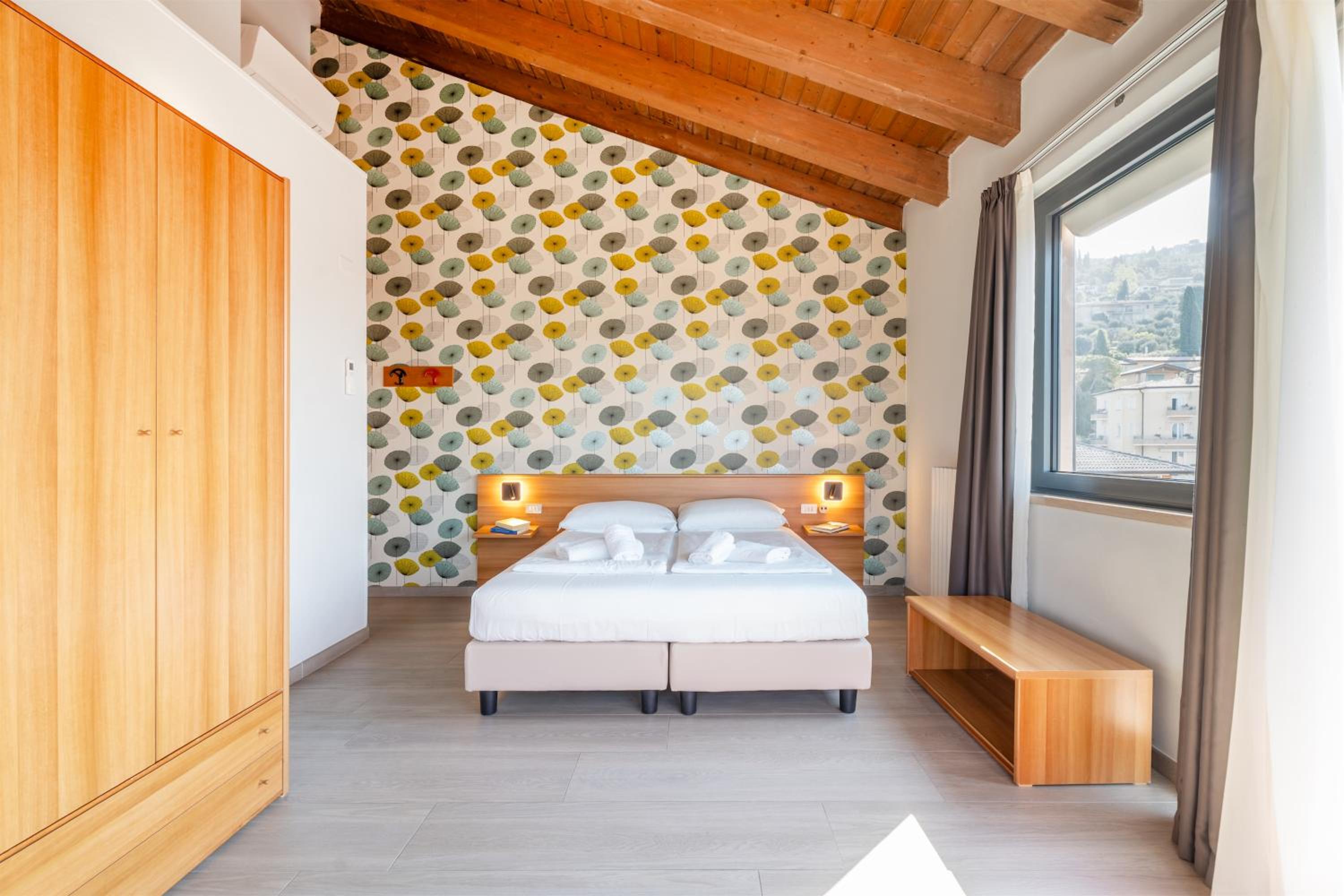 King Room with Lake View photo 1
