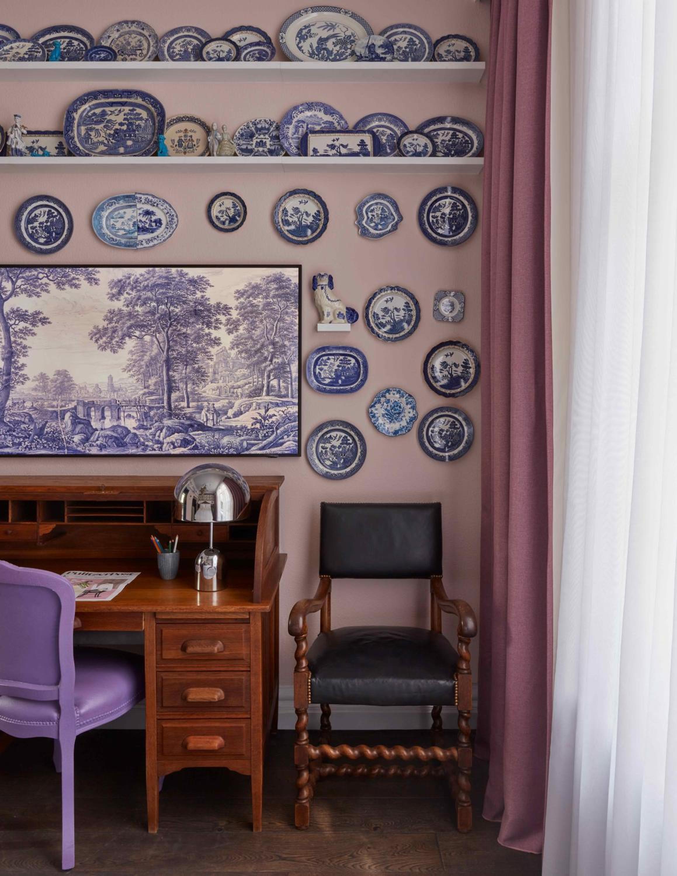 Porcelain Collectors Suite photo 2
