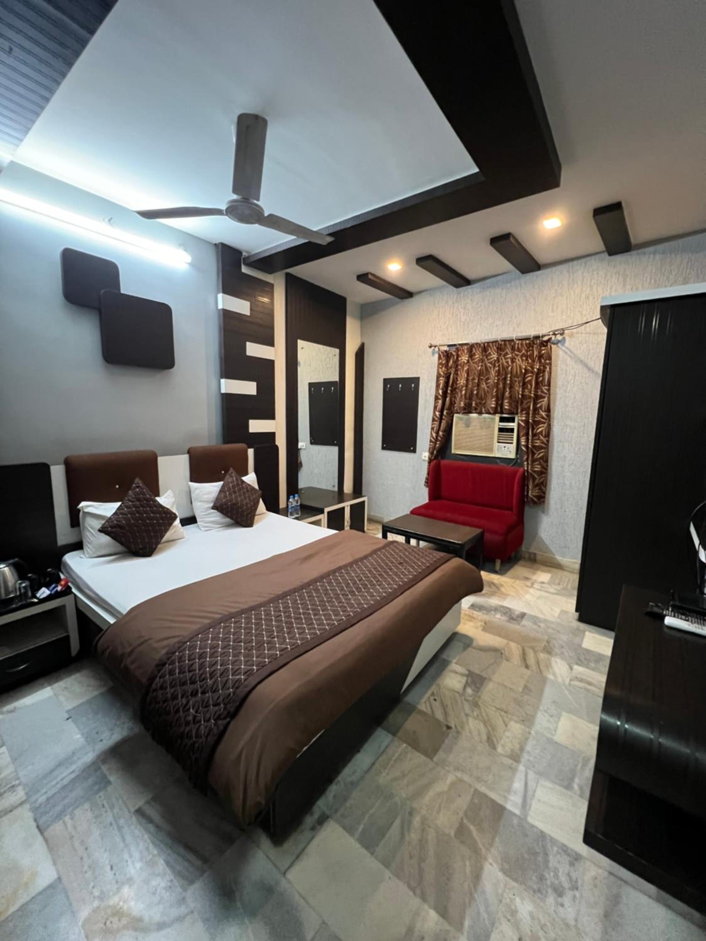 Economy Double Room - Photo 6