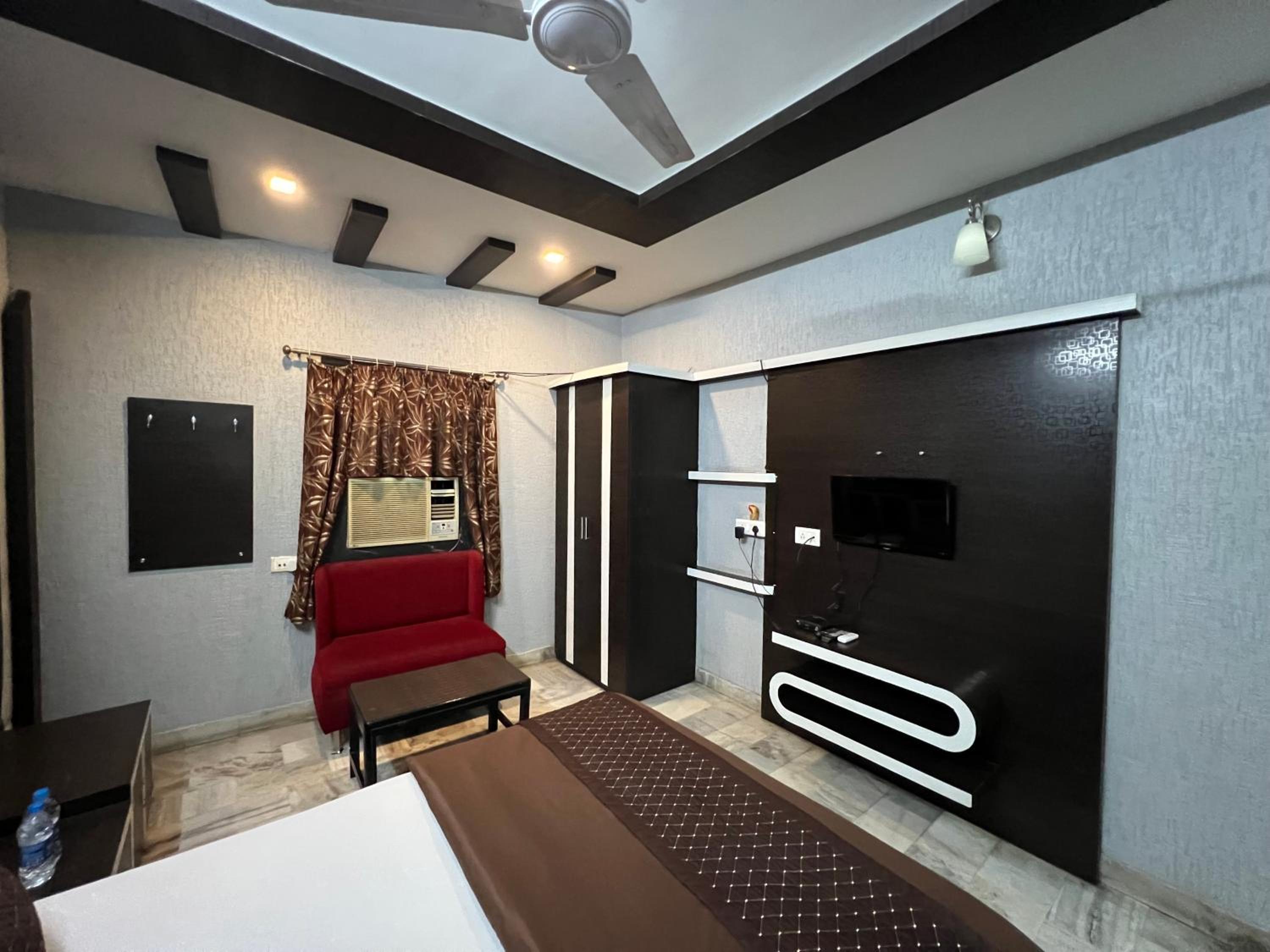 Economy Double Room - Photo 3