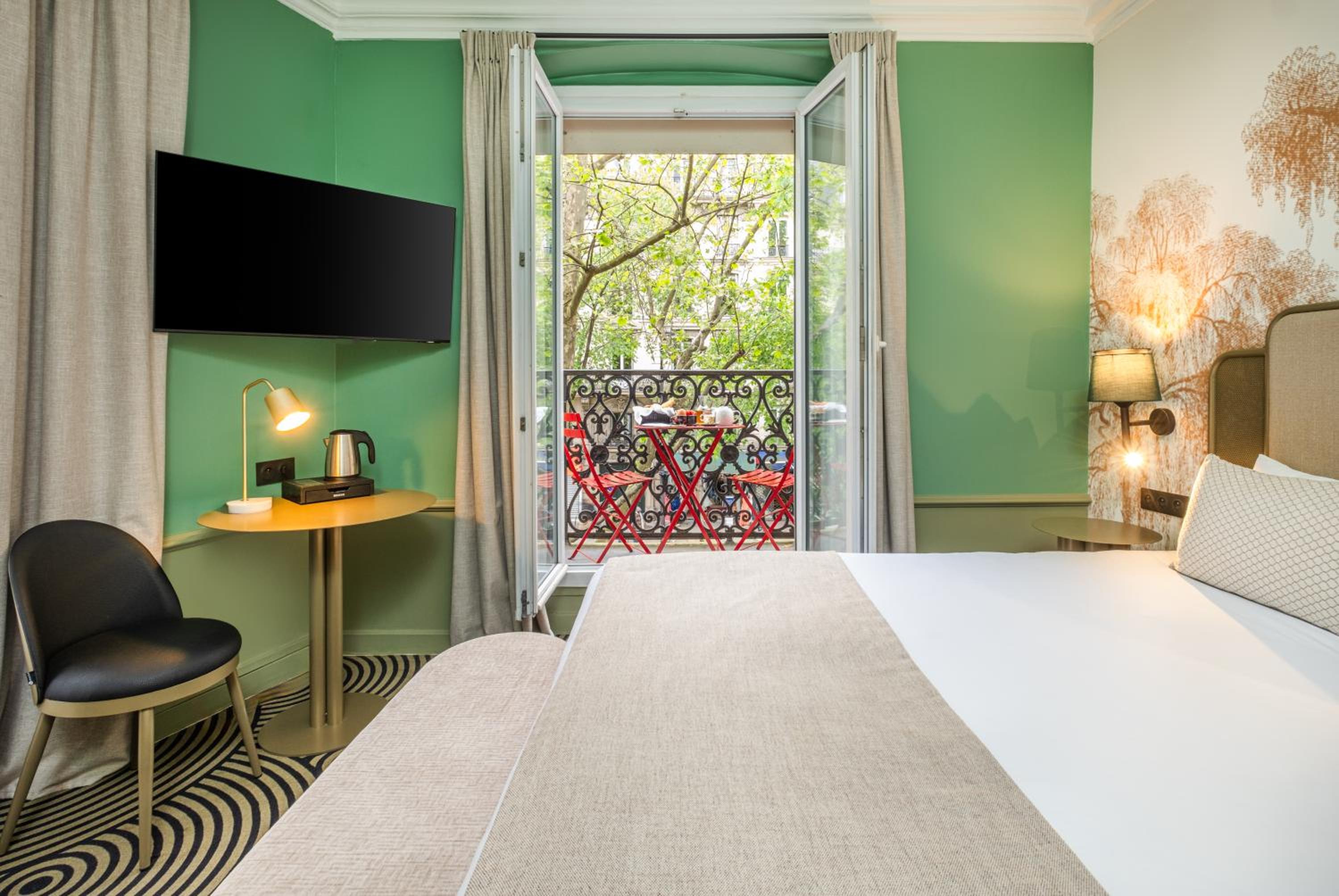 Superior Double Room with Balcony photo 3