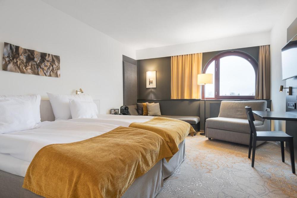 Deluxe Twin Room - Photo 2