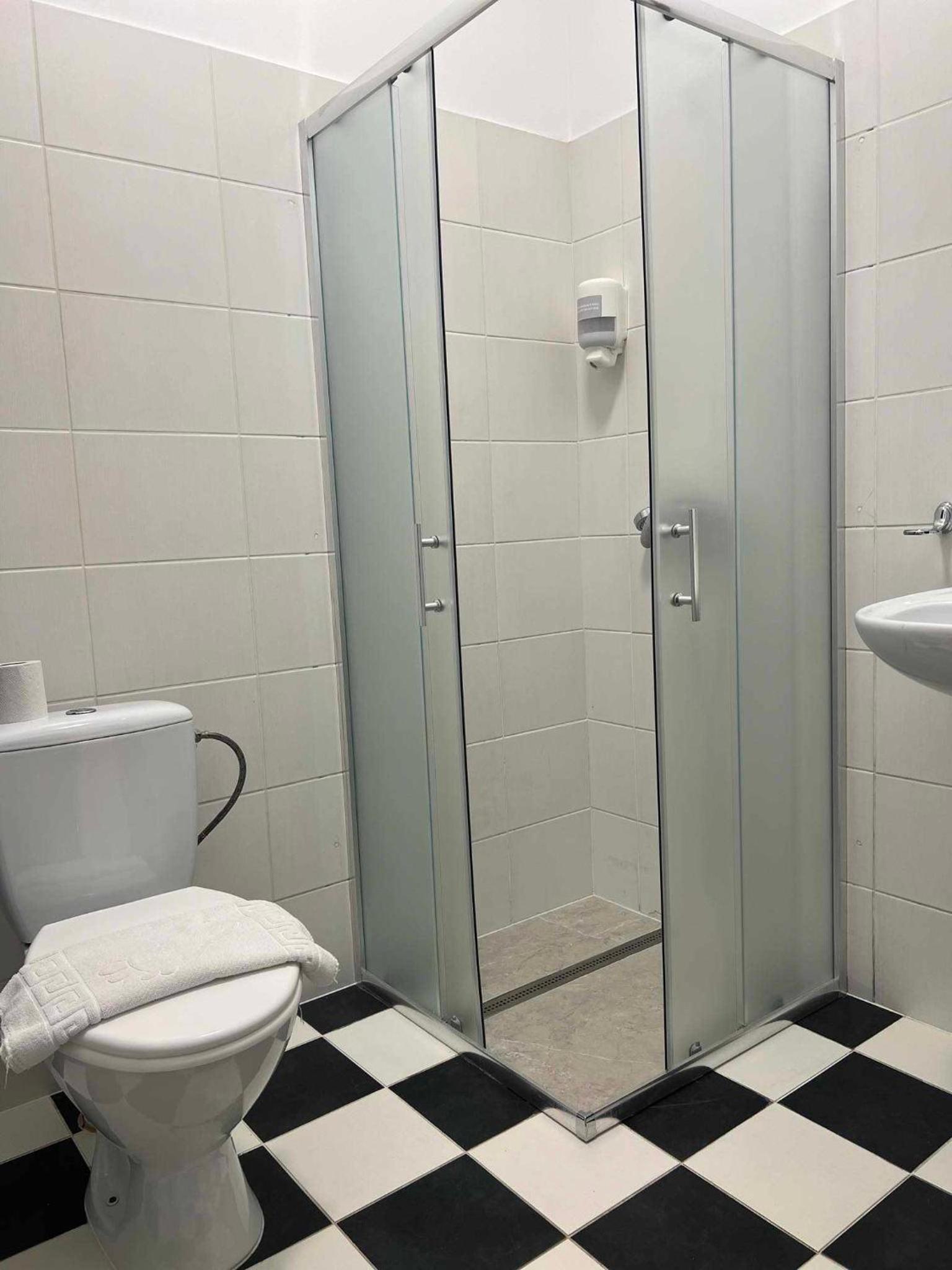 Standard Triple Room photo 2