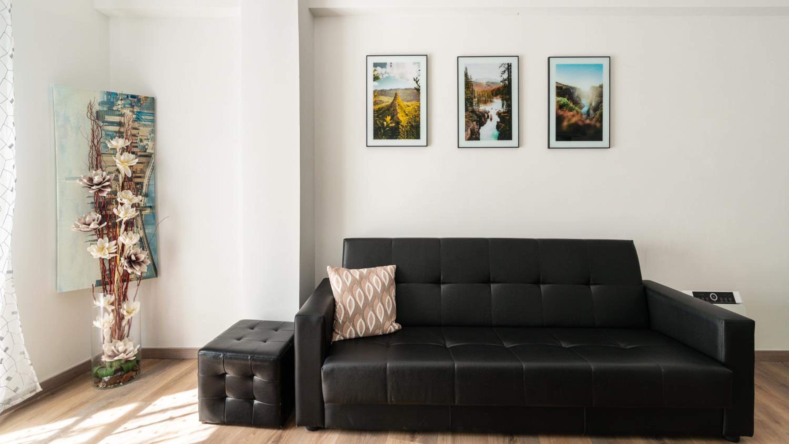 Three-Bedroom Apartment photo 3