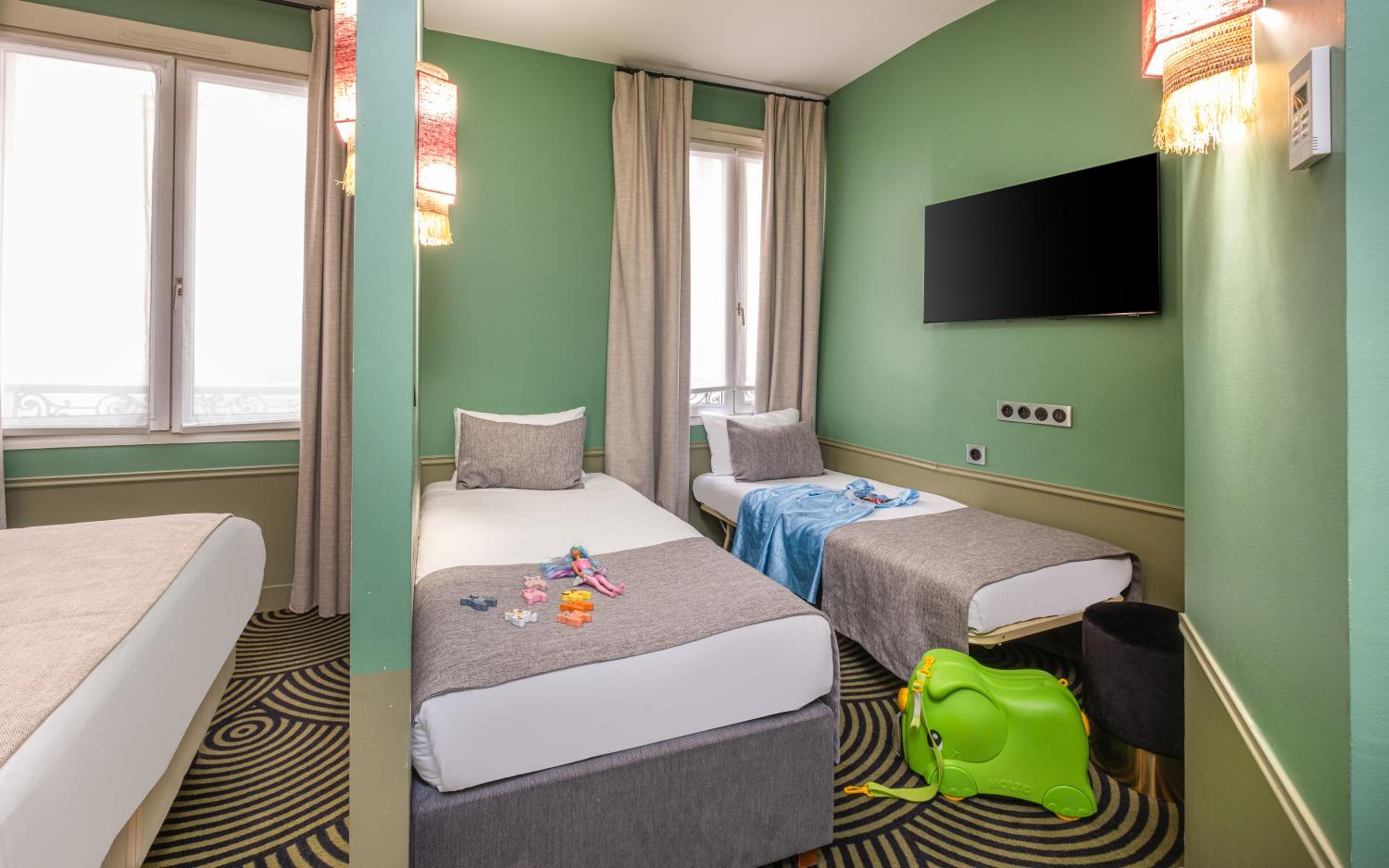 Quadruple Room photo 2