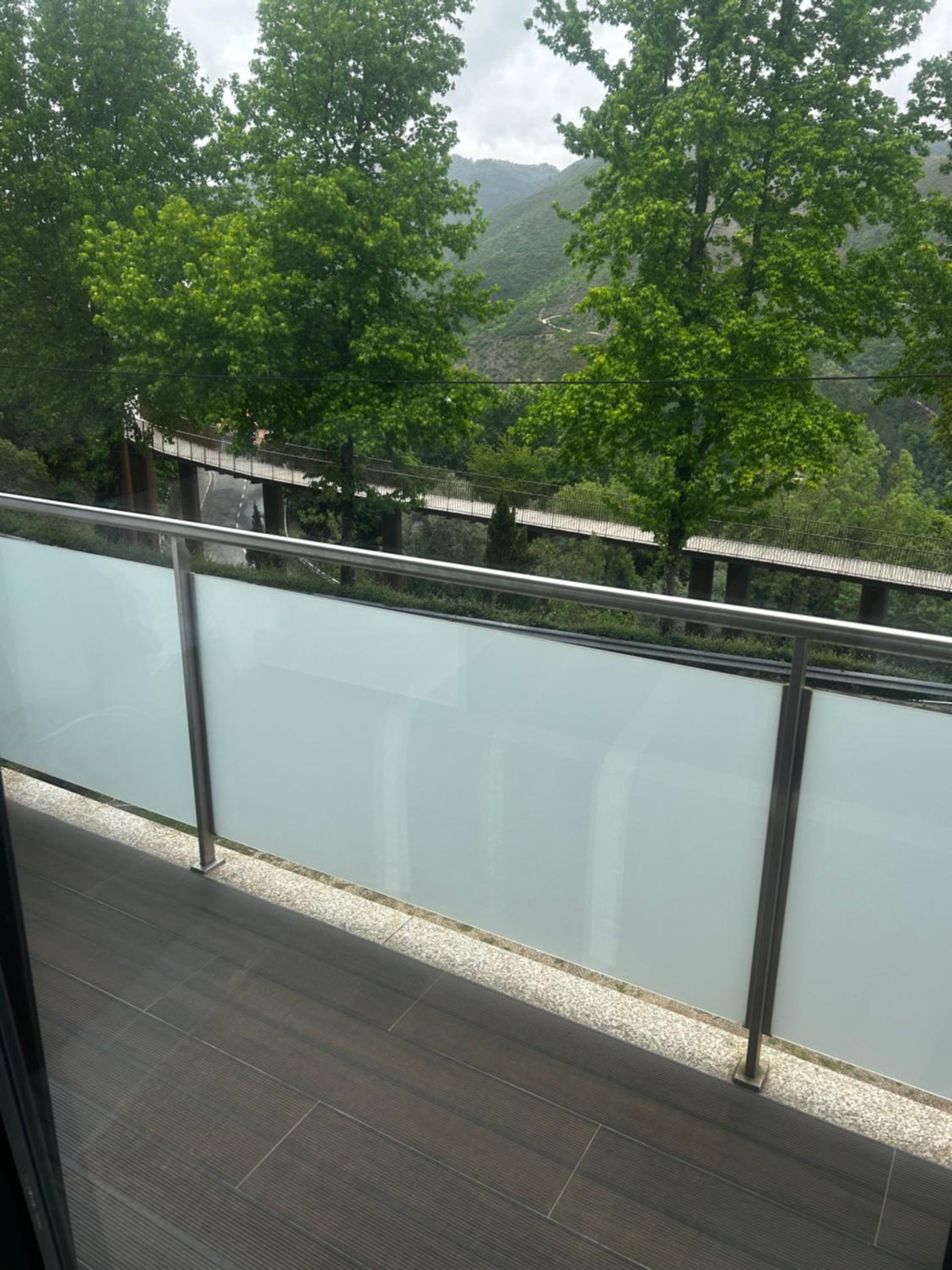 Double Room with Balcony - Photo 11